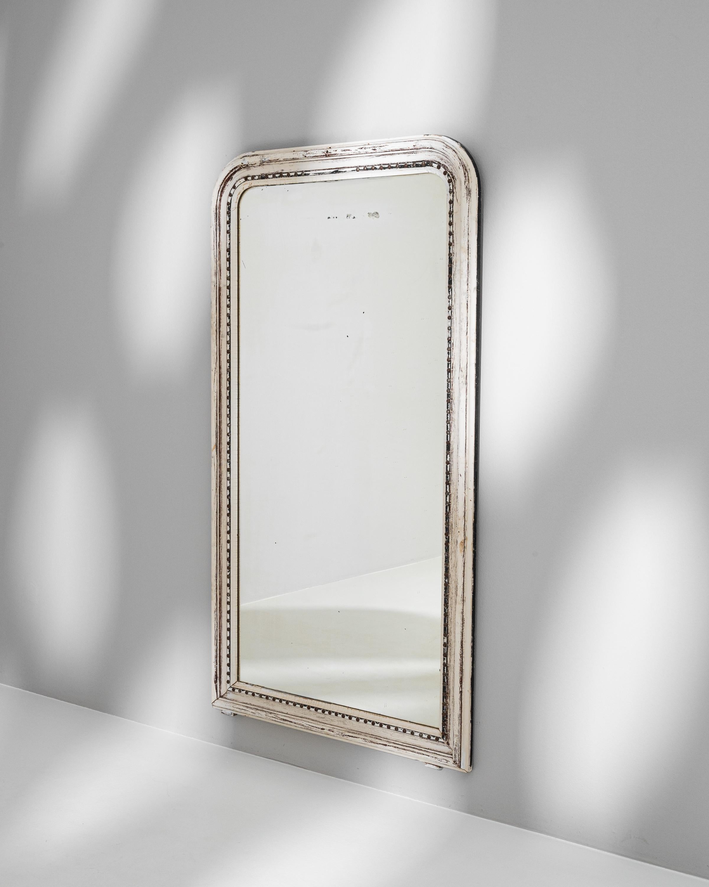 19th Century French Wood White Patinated Mirror For Sale 3