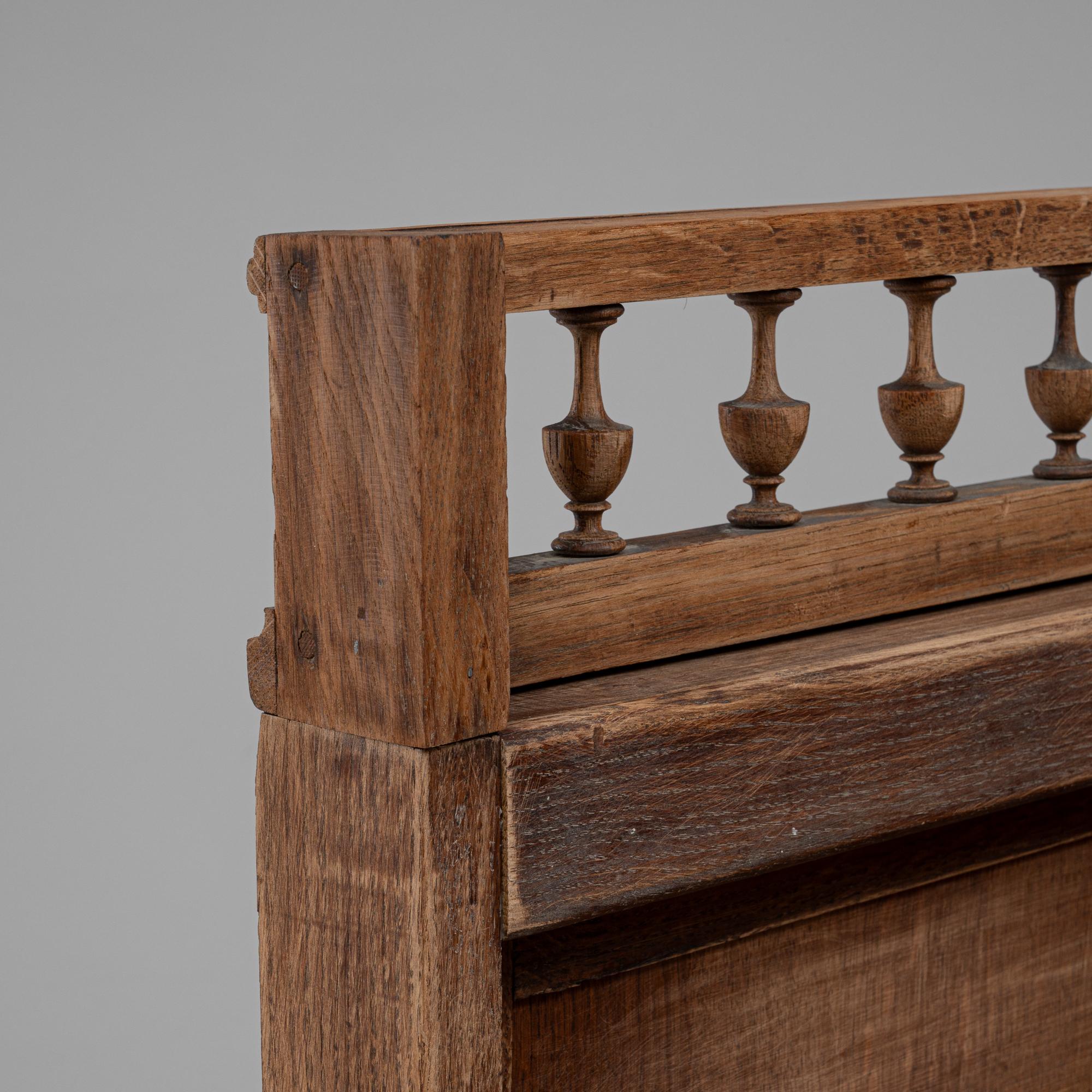 19th Century French Wooden Bar For Sale 9