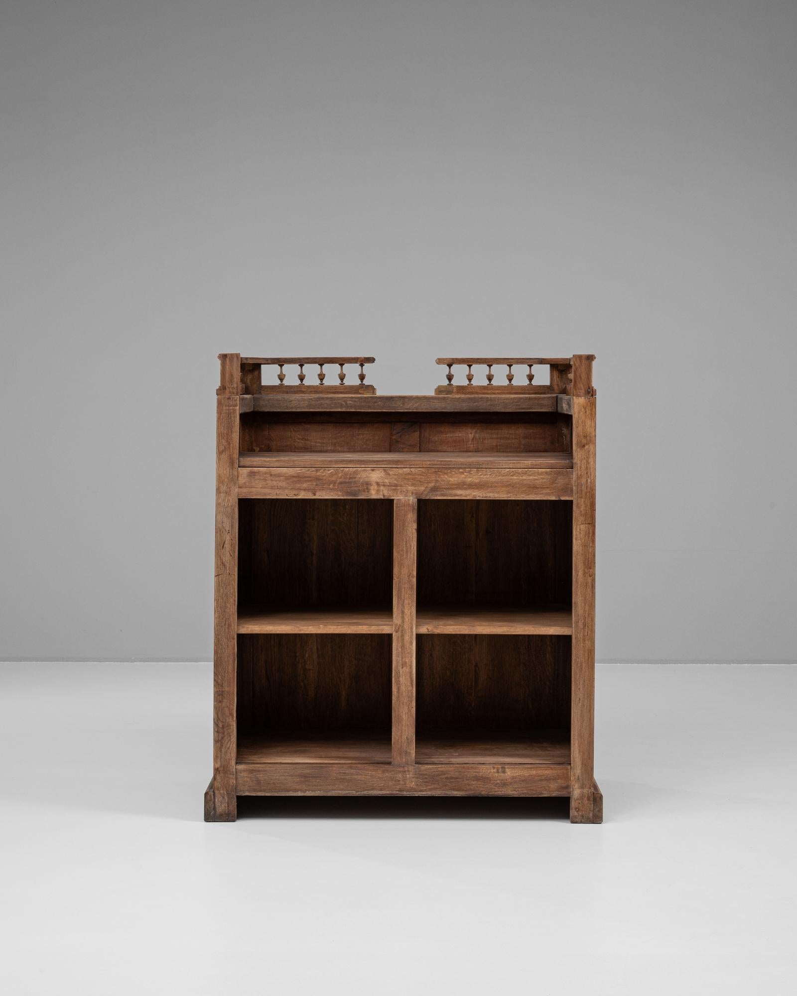 19th Century French Wooden Bar For Sale 2