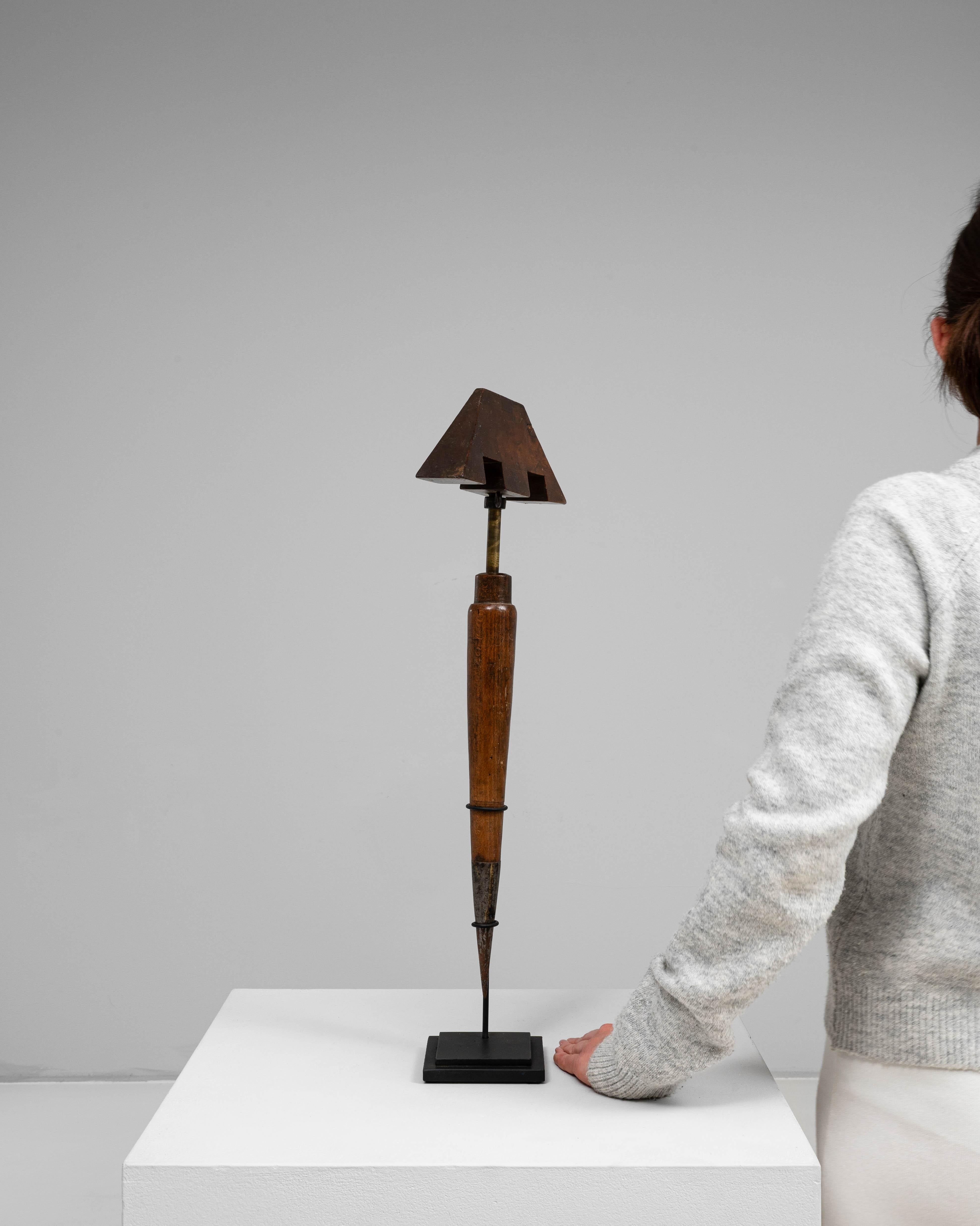 XIXe siècle Leurre à oiseaux en bois du 19e siècle sur support en métal en vente