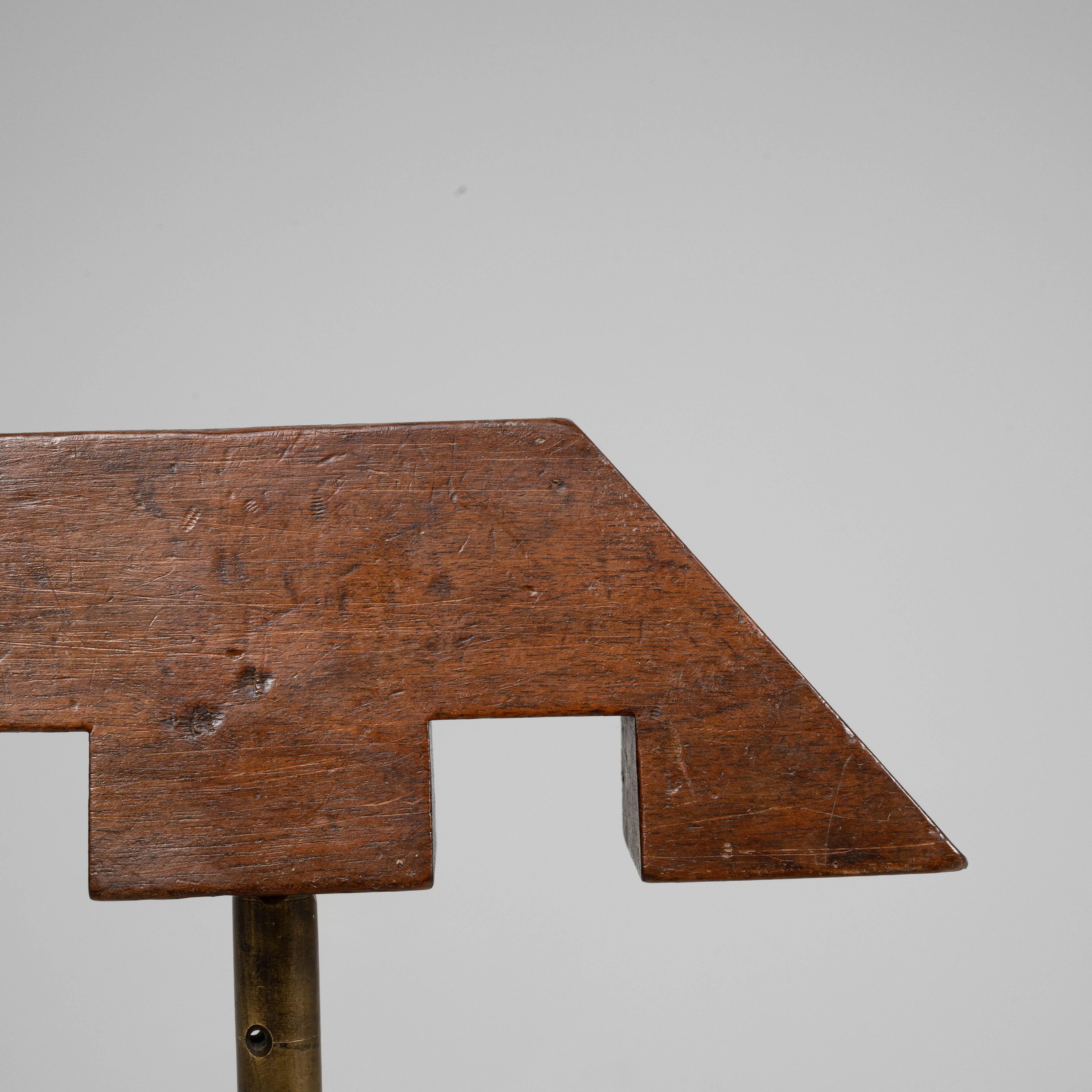Señuelo francés de madera para pájaros del siglo XIX sobre soporte de metal en venta 3
