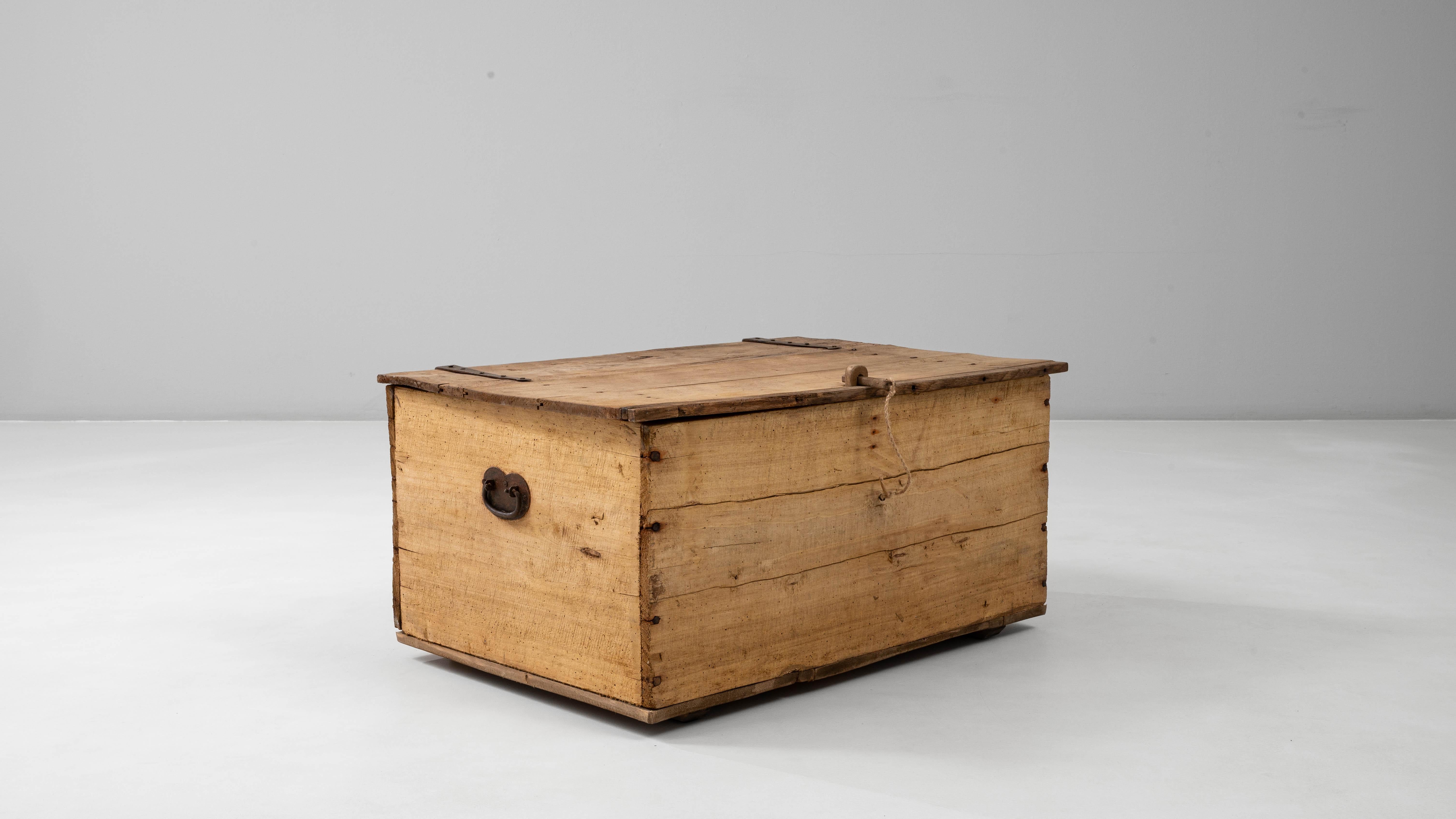 Cassapanca francese in legno del XIX secolo in vendita 5