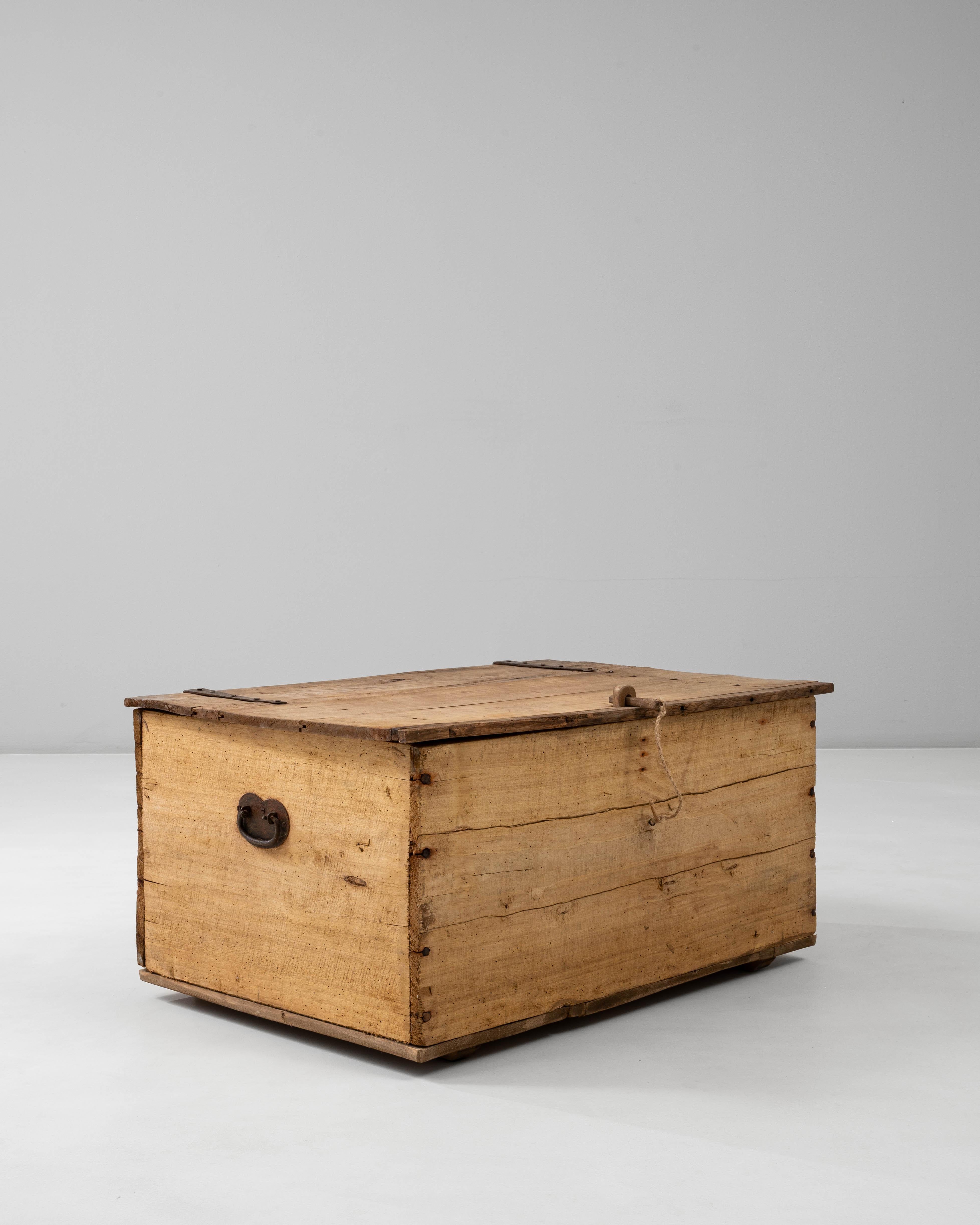 Cassapanca francese in legno del XIX secolo in vendita 4