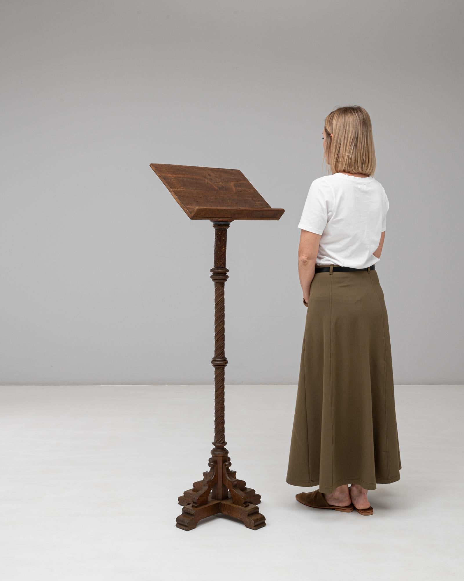 Bois Présentoir à livres en bois français du 19e siècle avec patine d'origine en vente