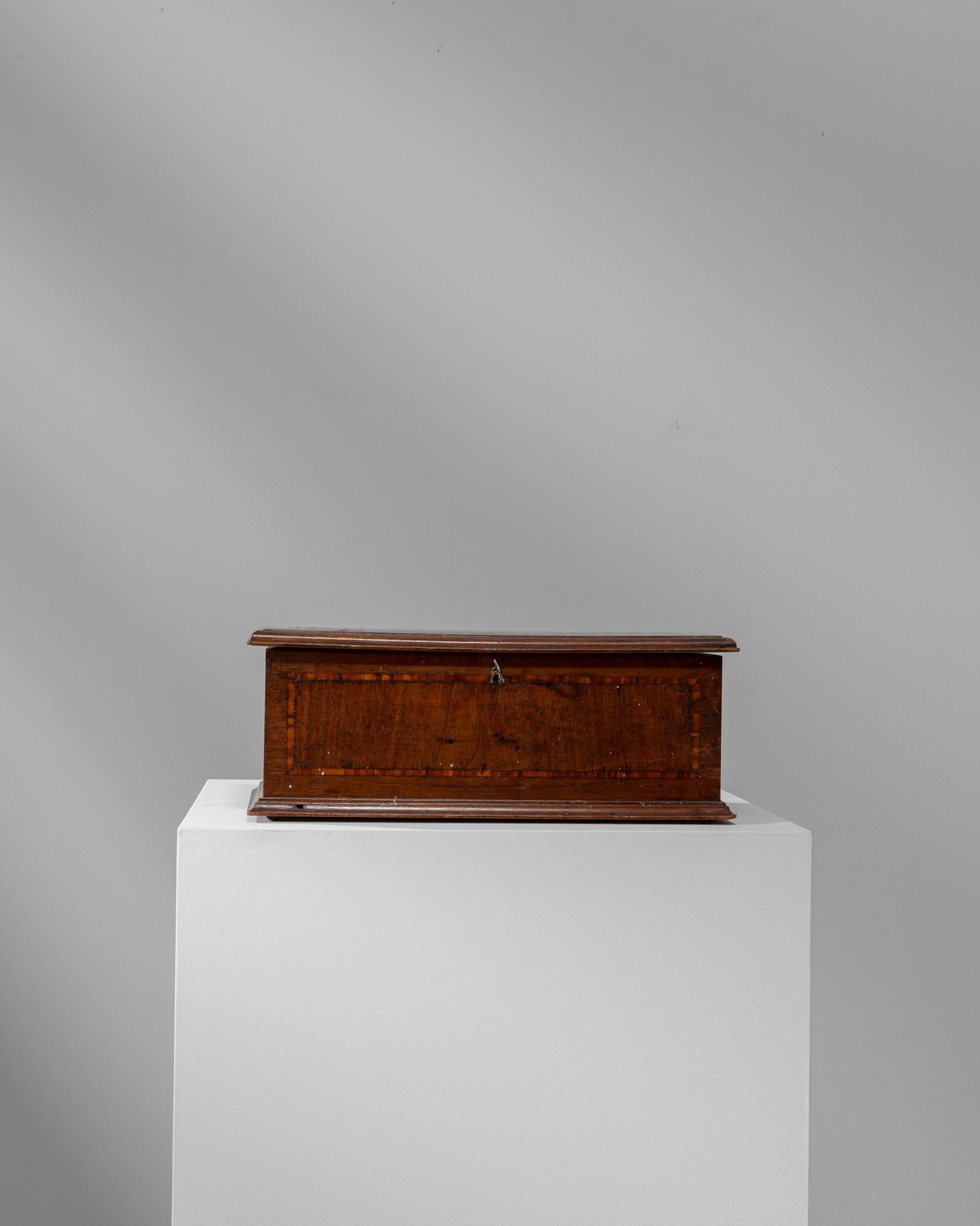 19th Century French Wooden Box For Sale 2