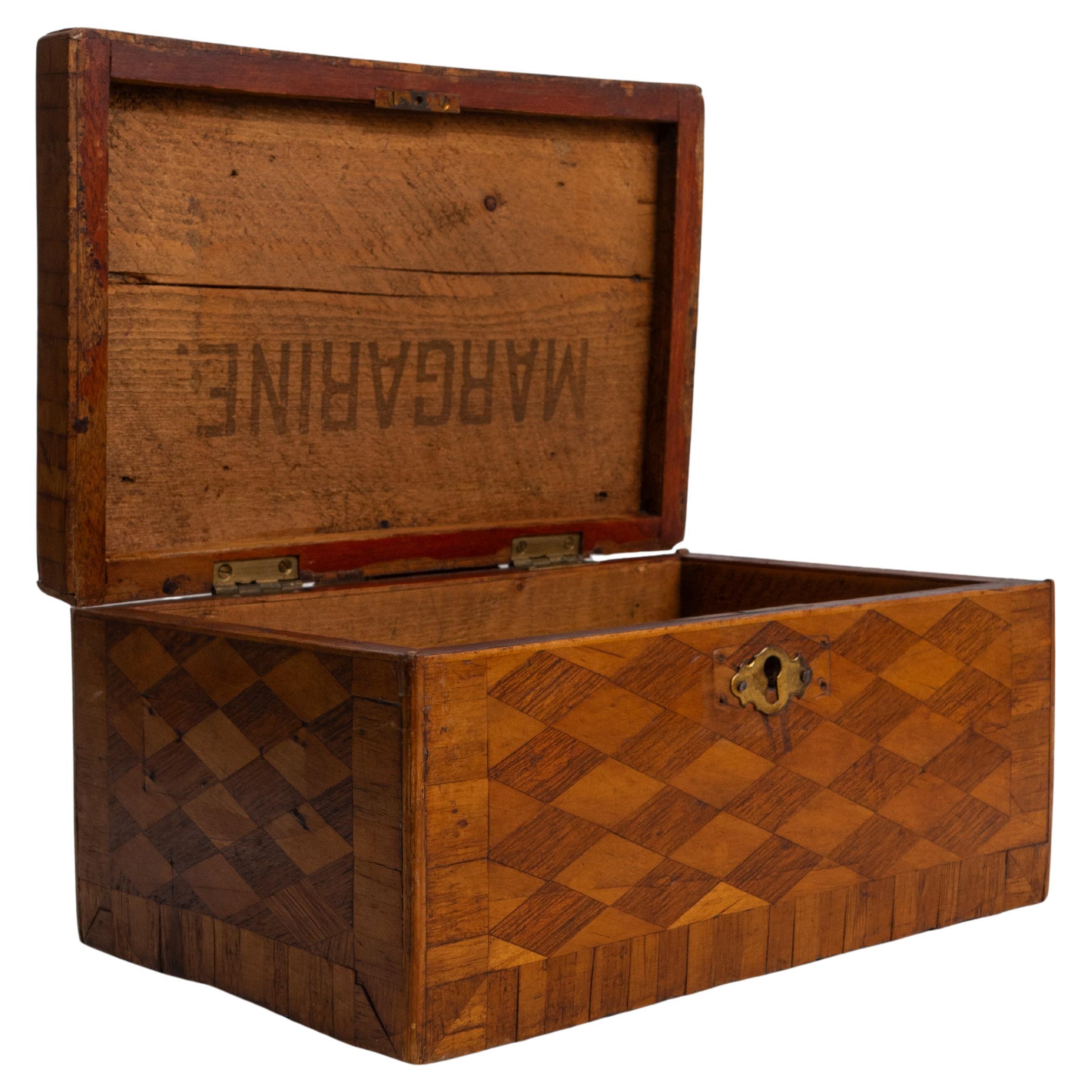 19th Century French Wooden Box With Inlaid Geometric Pattern