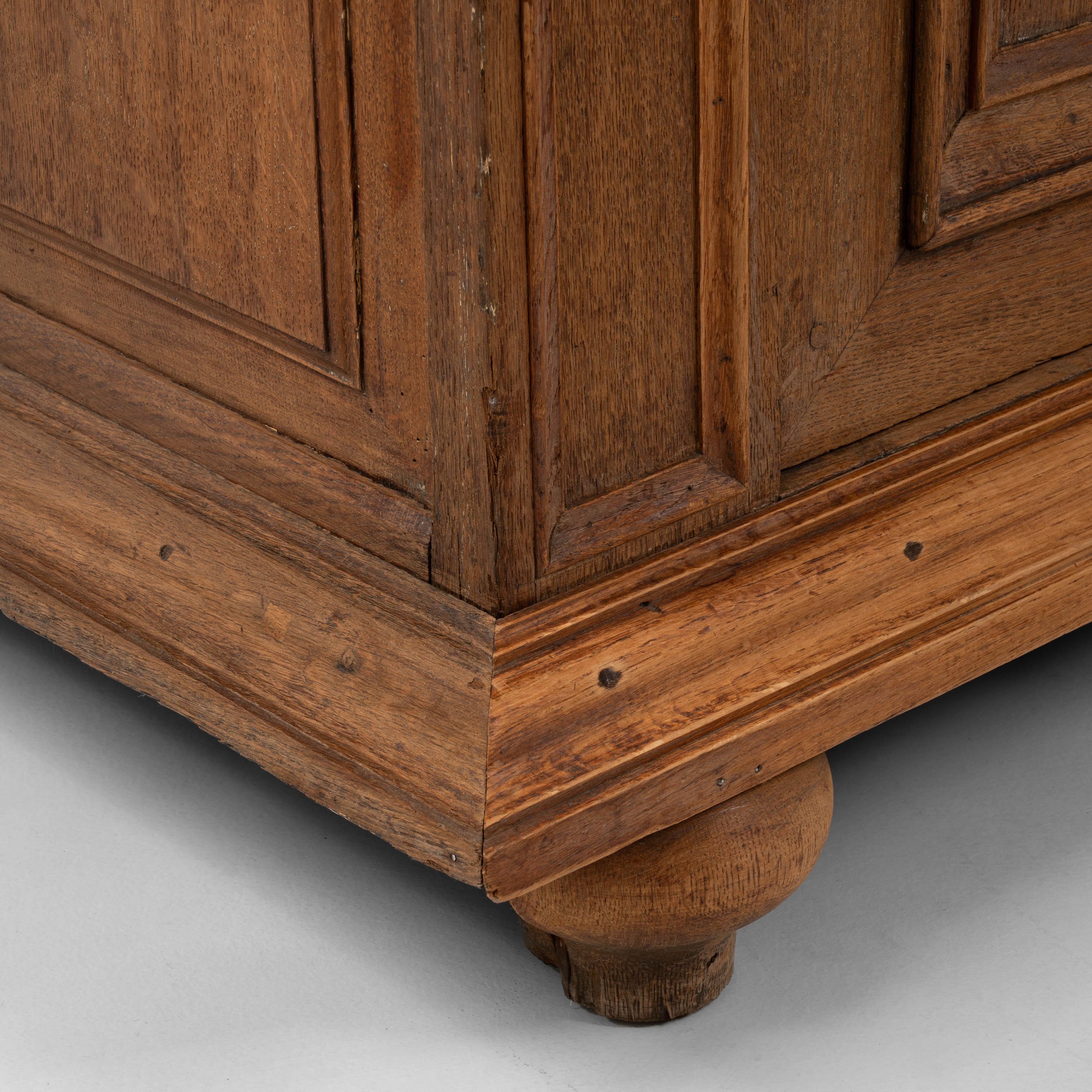 Buffet francese in legno del XIX secolo in vendita 7