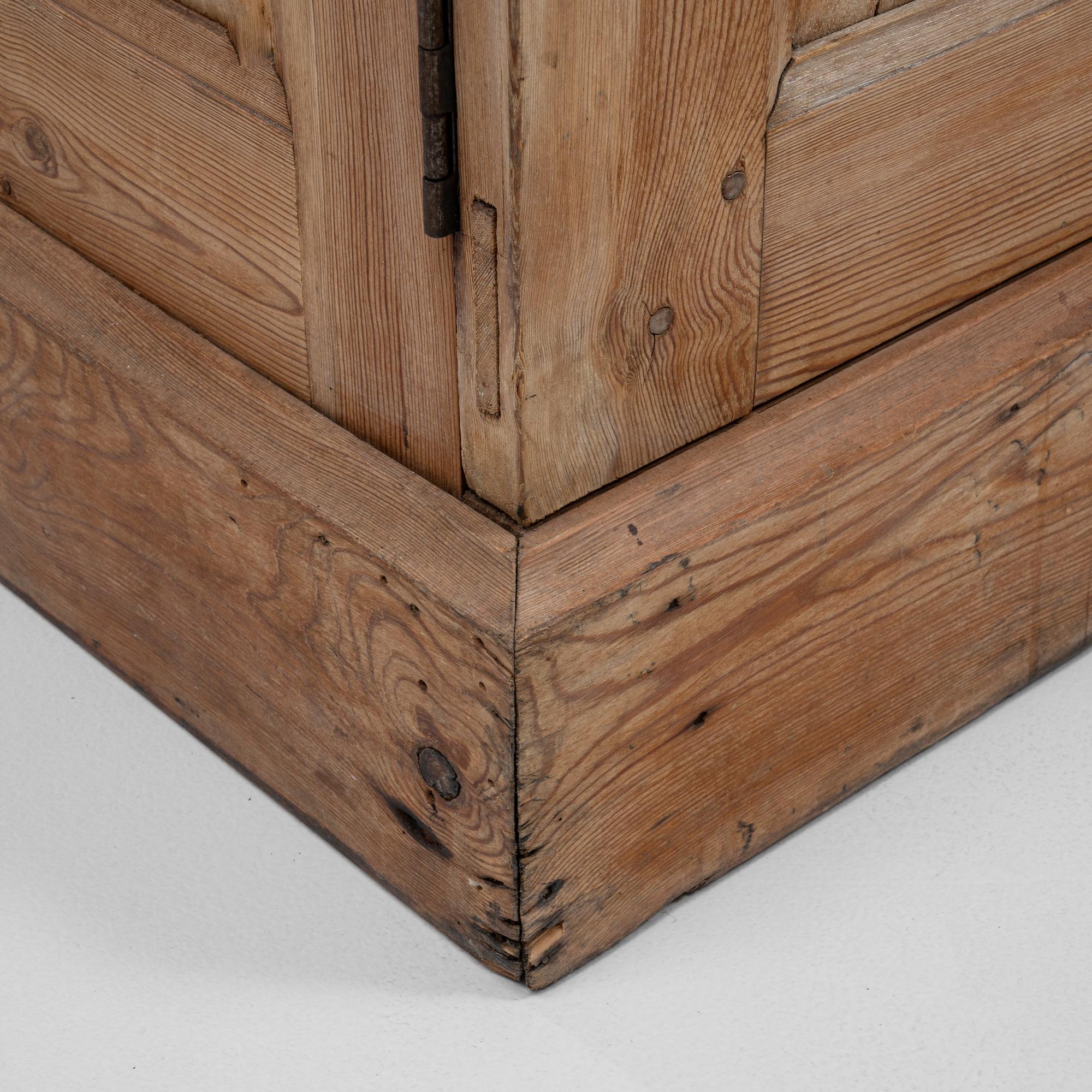 Buffet francese in legno del XIX secolo in vendita 7