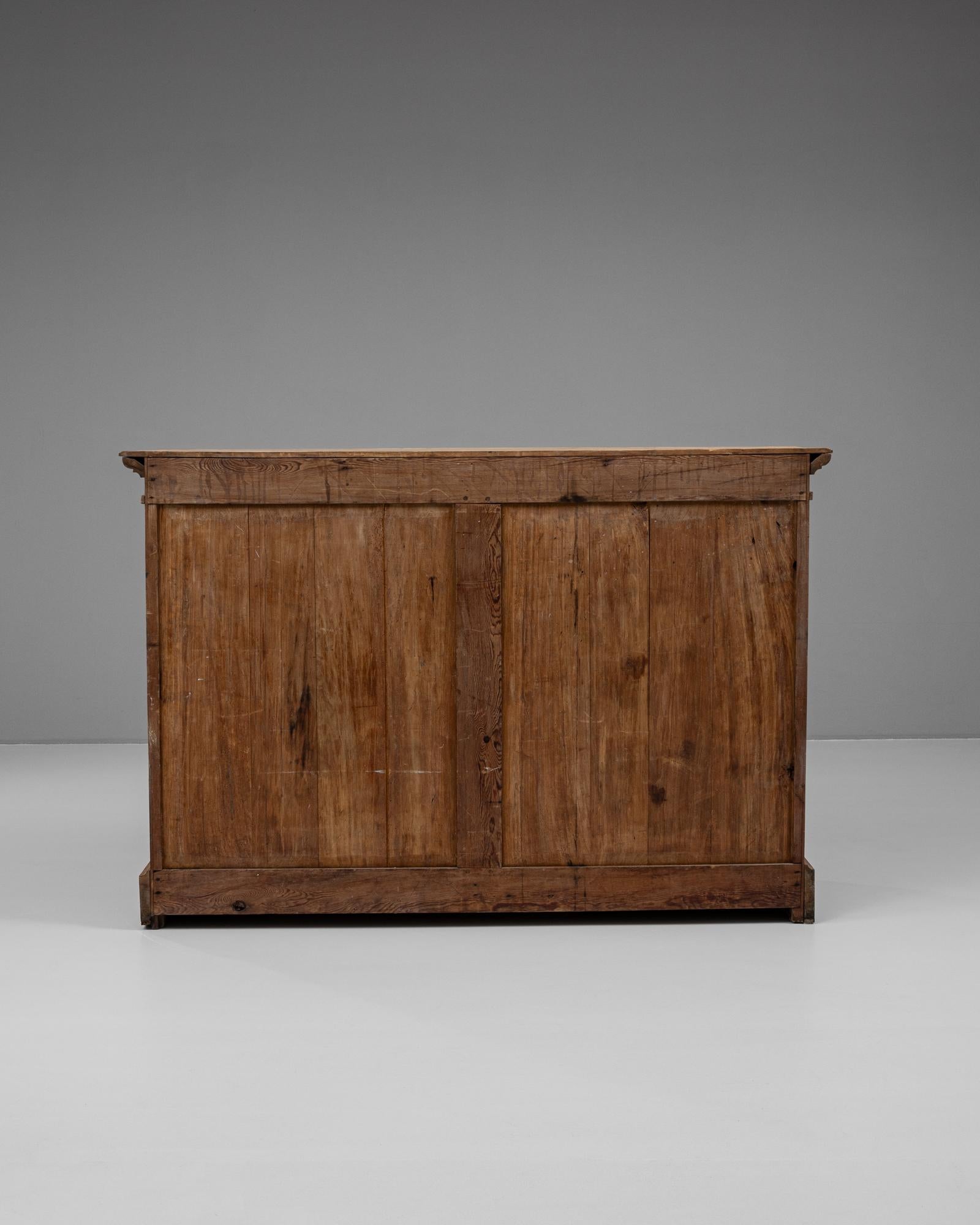 Buffet francese in legno del XIX secolo in vendita 8
