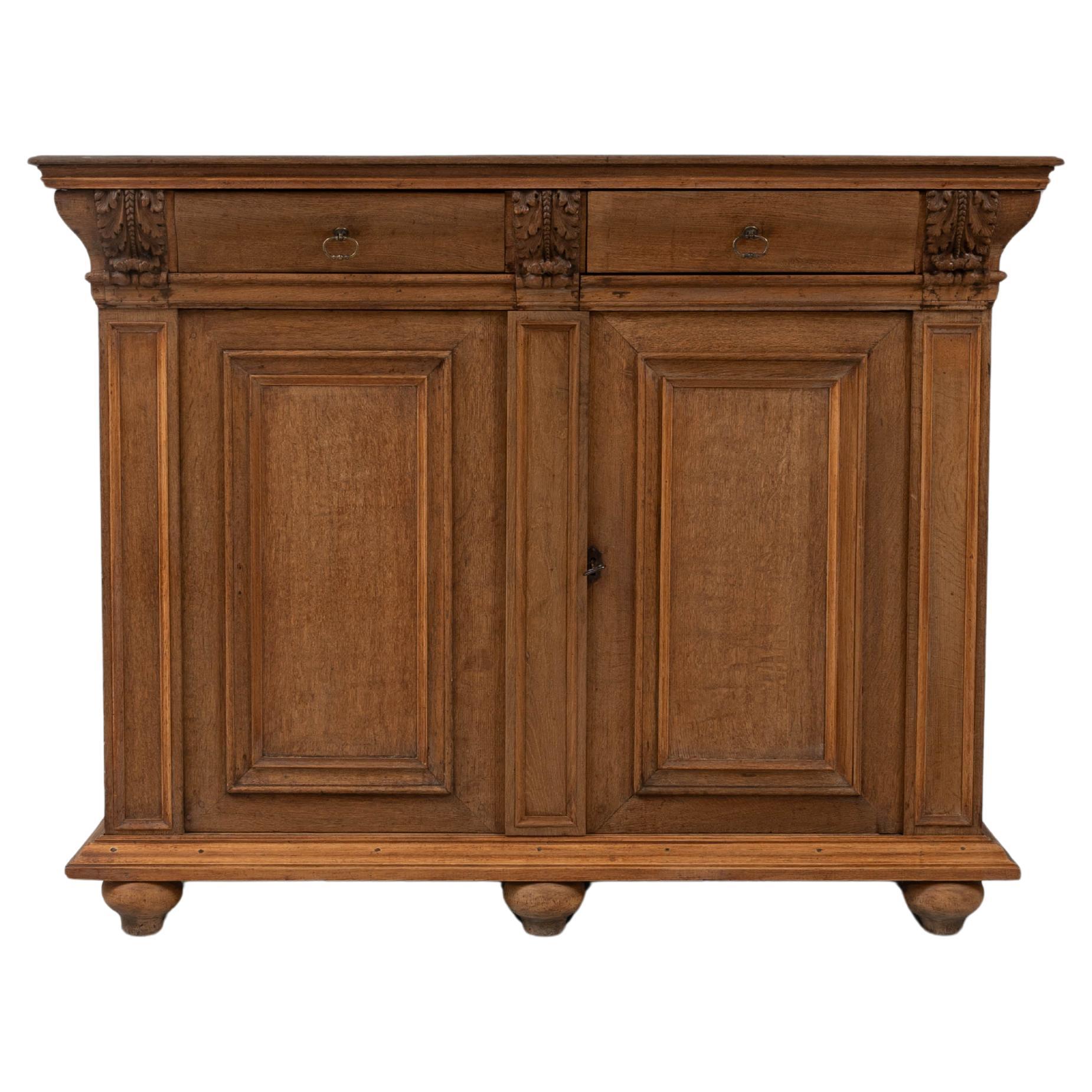 Buffet francese in legno del XIX secolo