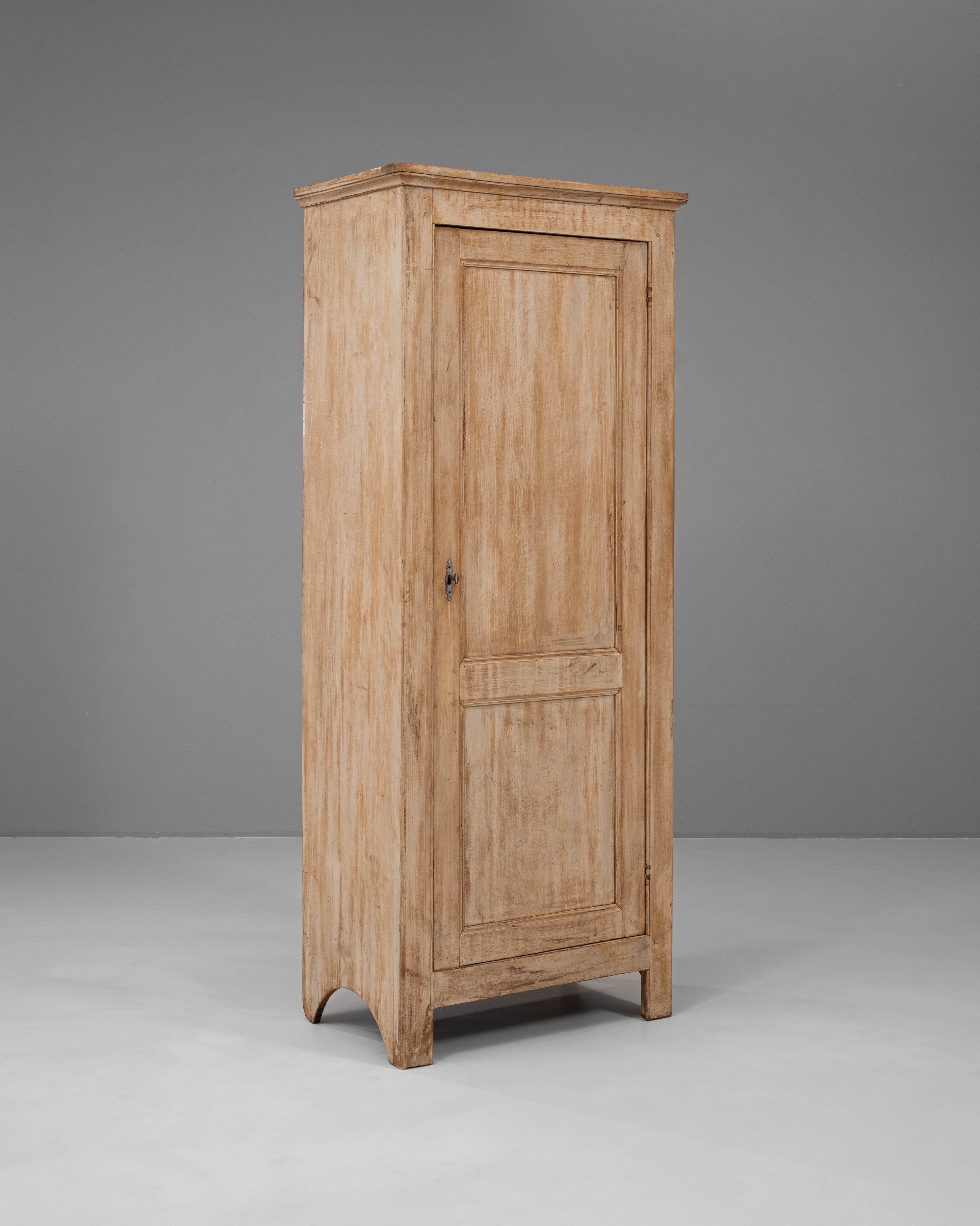 19th Century French Wooden Cabinet For Sale 1