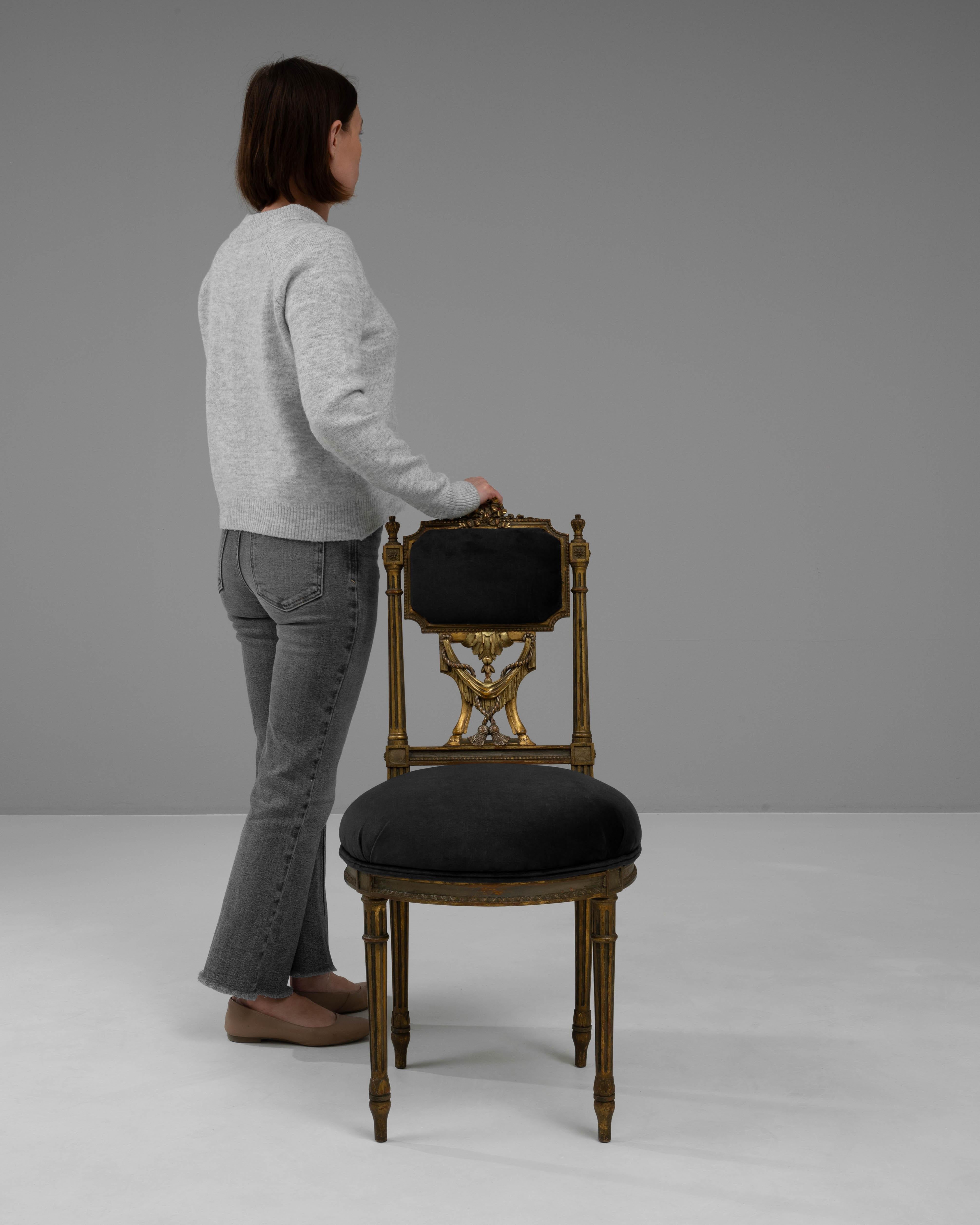 Chaise française du 19ème siècle avec assise tapissée Bon état - En vente à High Point, NC