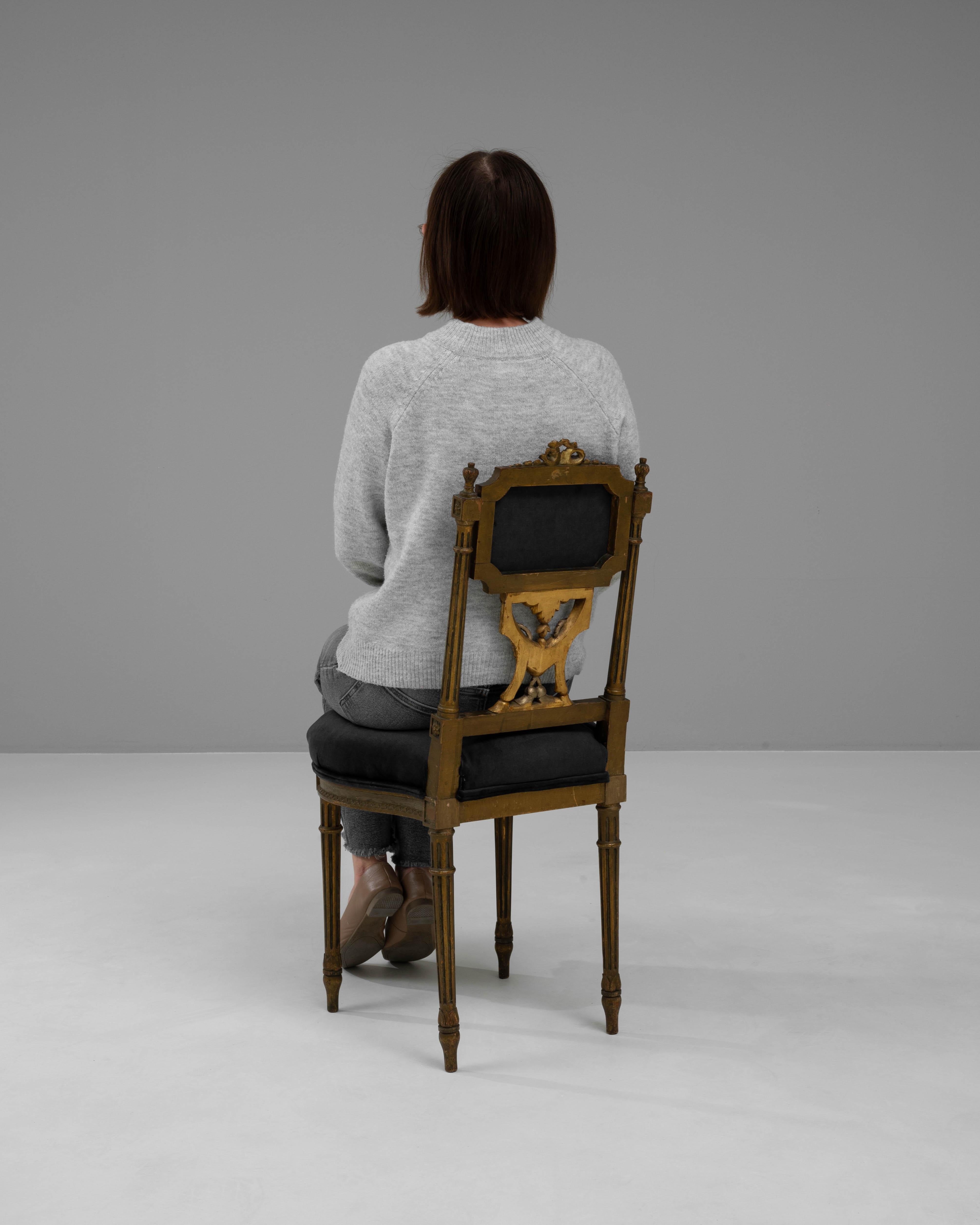 Chaise française du 19ème siècle avec assise tapissée en vente 2