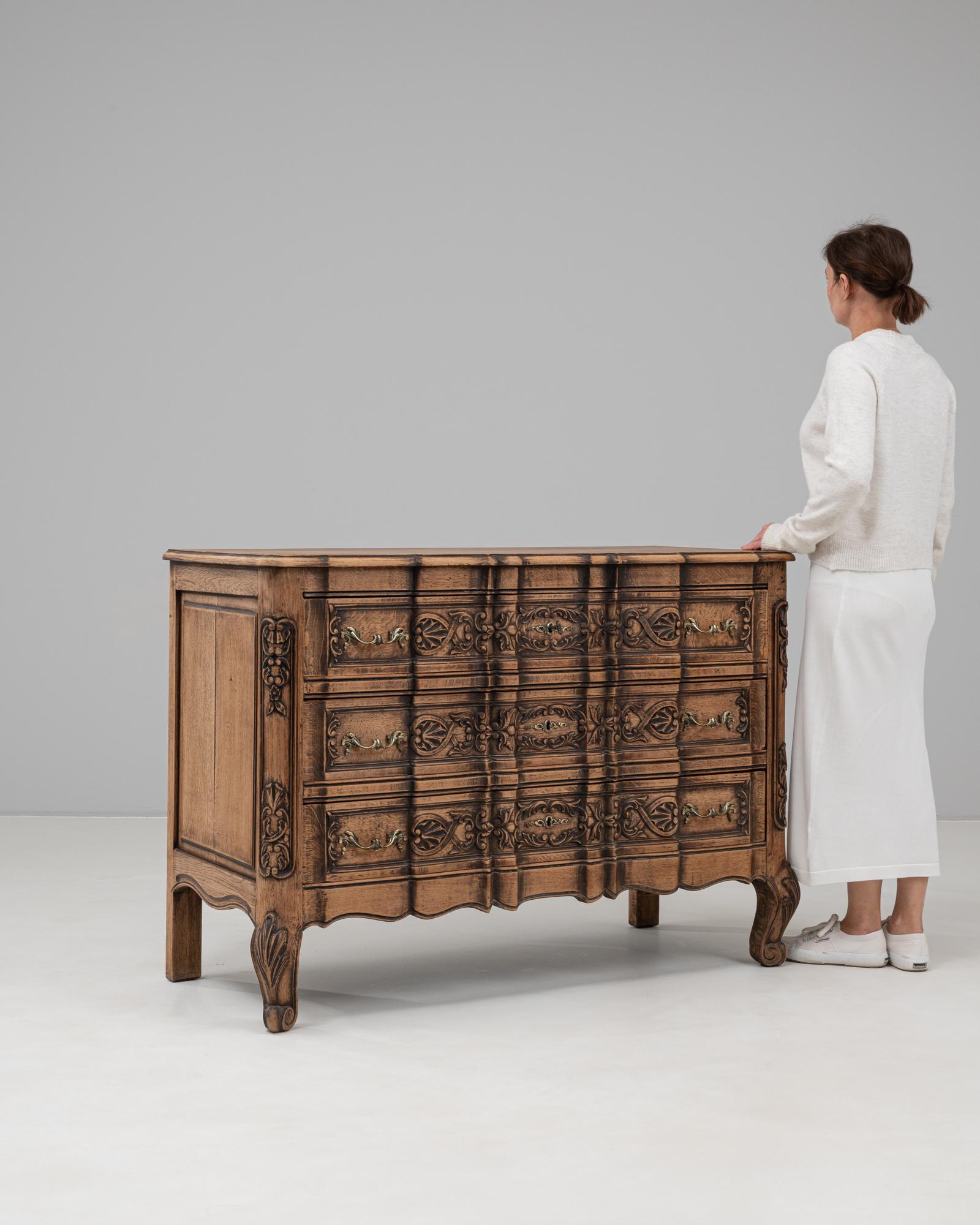 Cassettiera francese in legno del XIX secolo in vendita 2