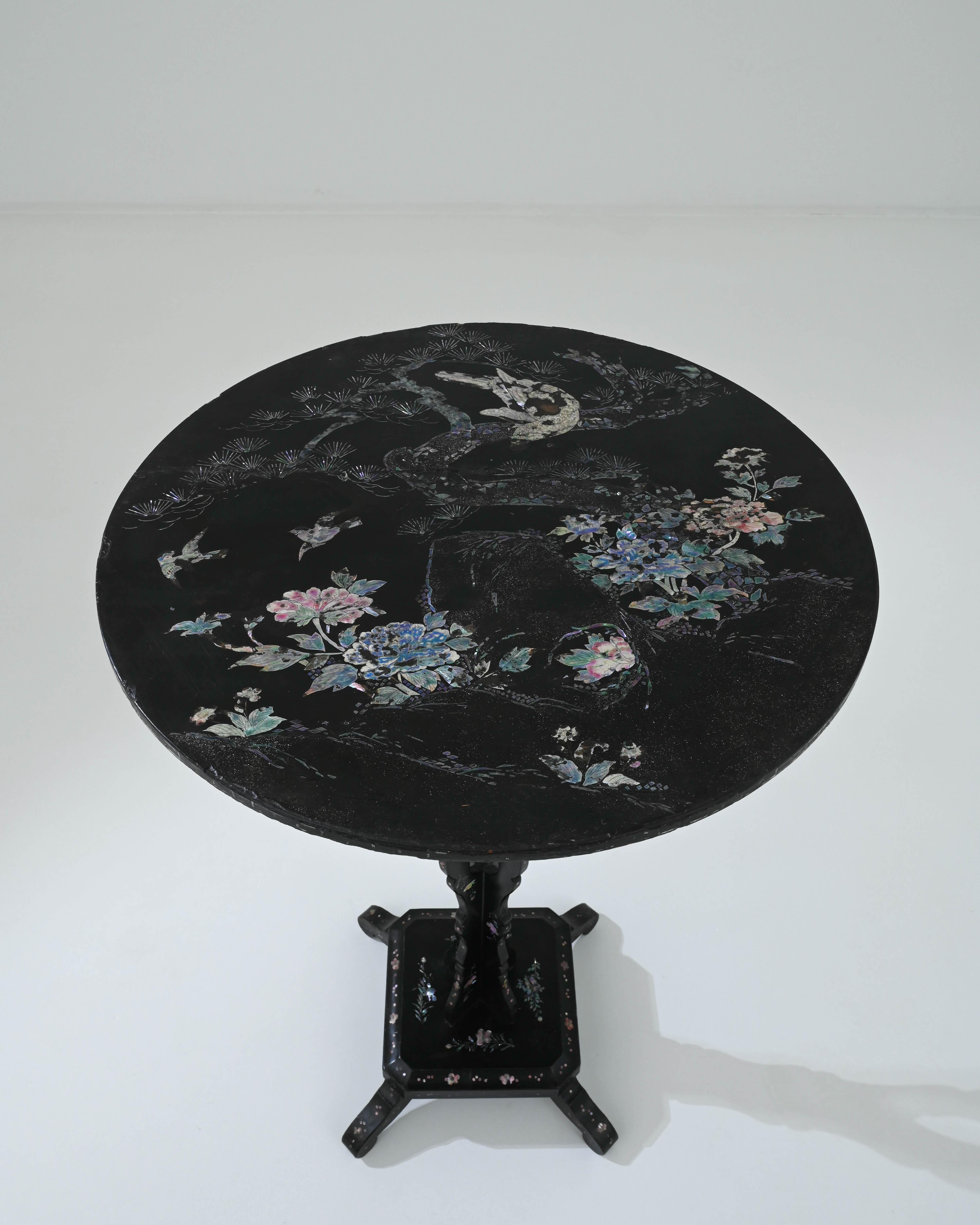 19th Century French Wooden Chinoiserie Table For Sale 5