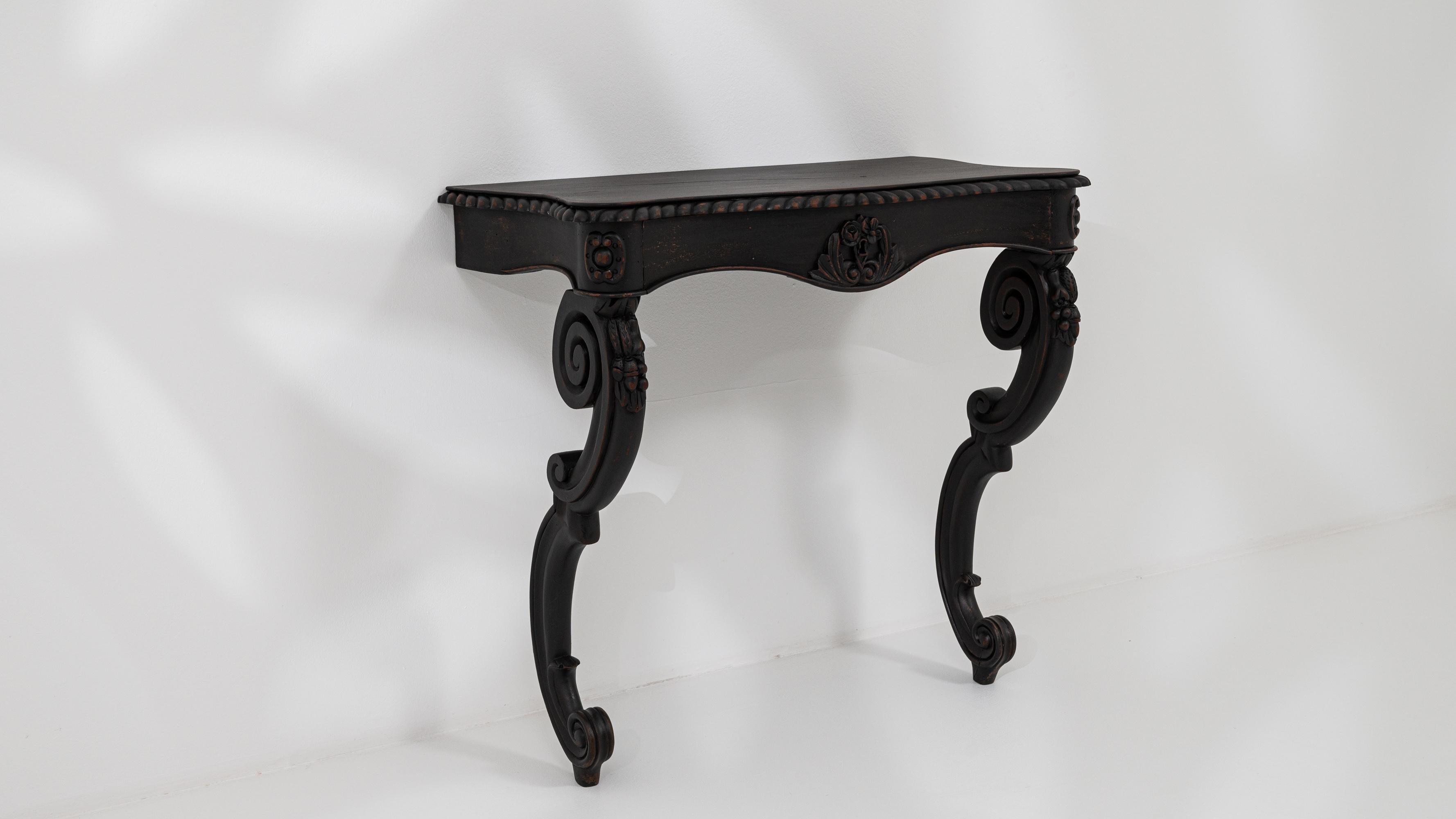 19th Century French Wooden Console Table For Sale 5