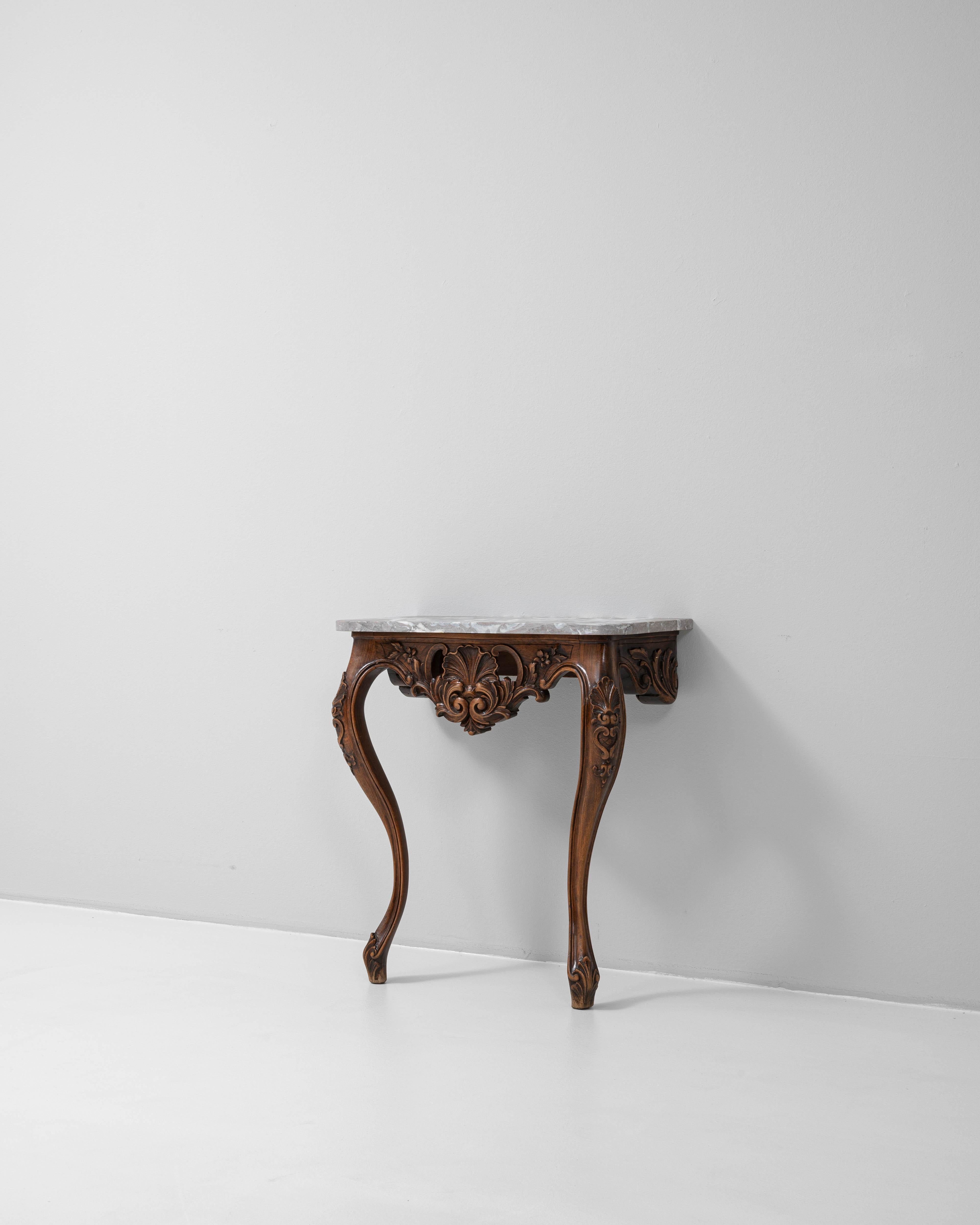 19th Century French Wooden Console Table With Marble Top Bon état - En vente à High Point, NC