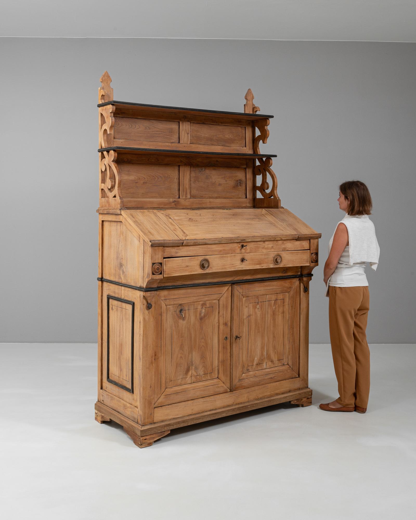 Credenza francese in legno del XIX secolo in vendita 7