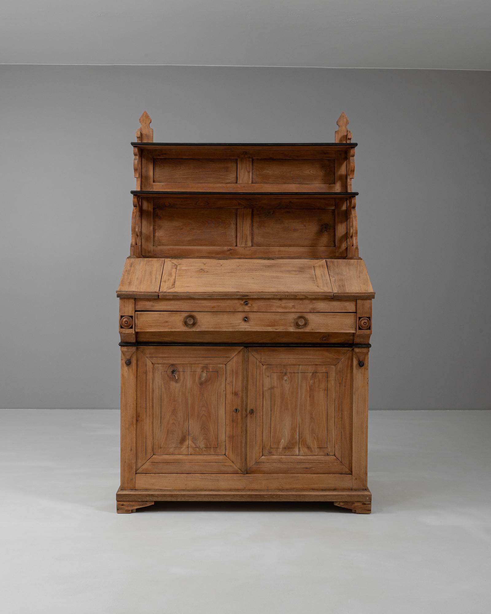 Credenza francese in legno del XIX secolo in vendita 3
