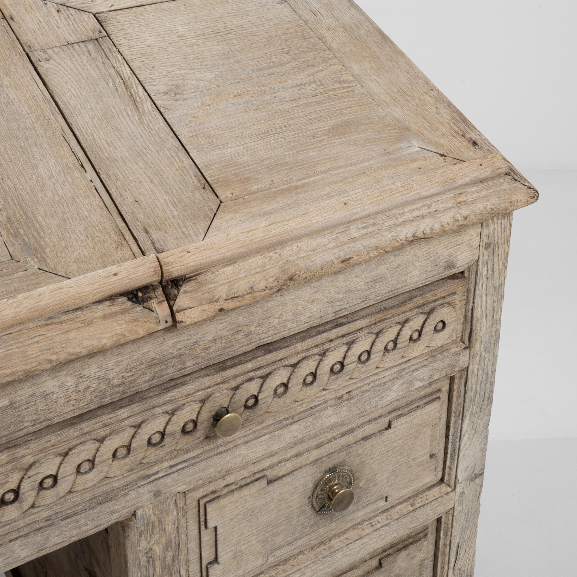 19th Century French Wooden Desk For Sale 6