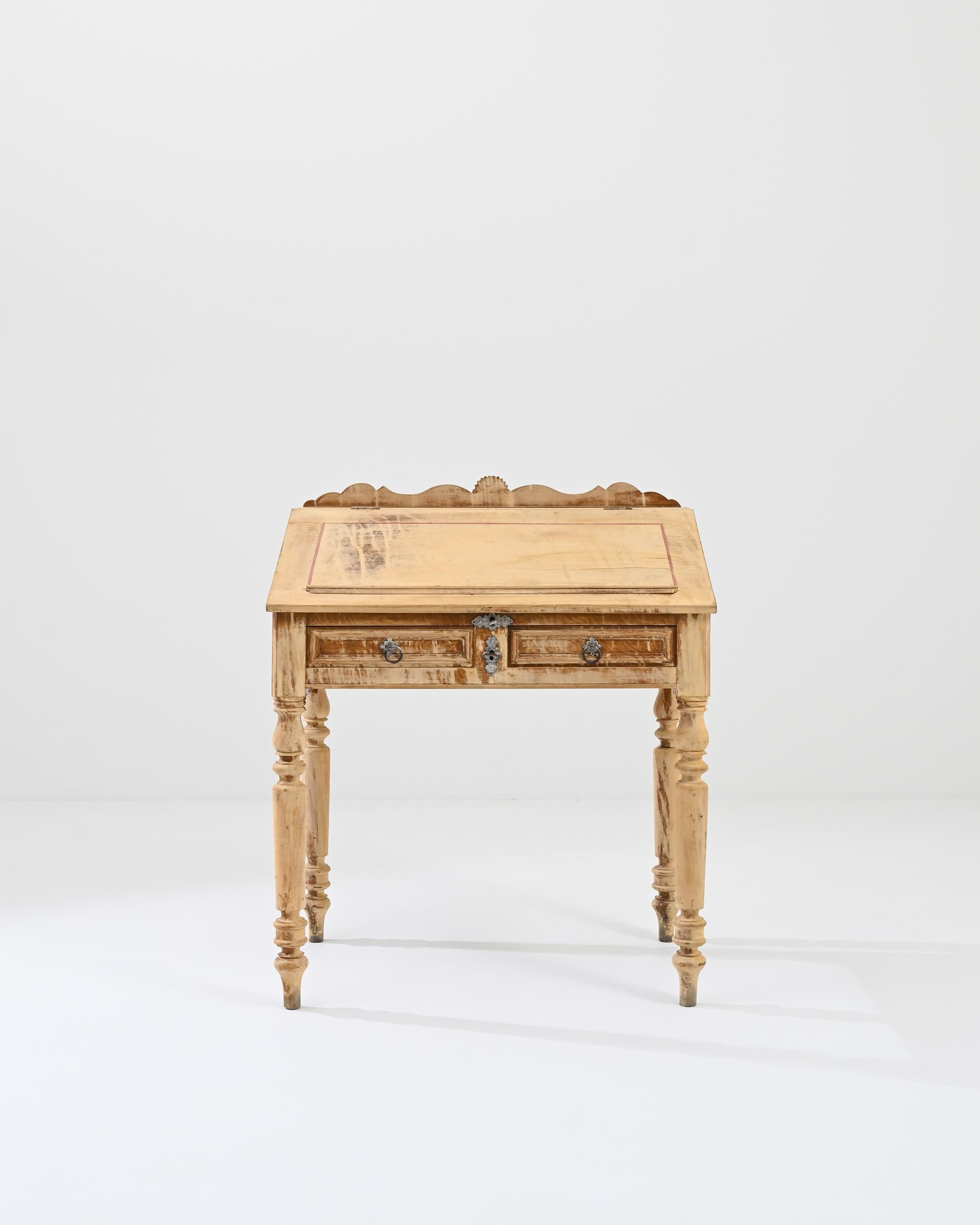 French Provincial 19th Century French Wooden Desk For Sale