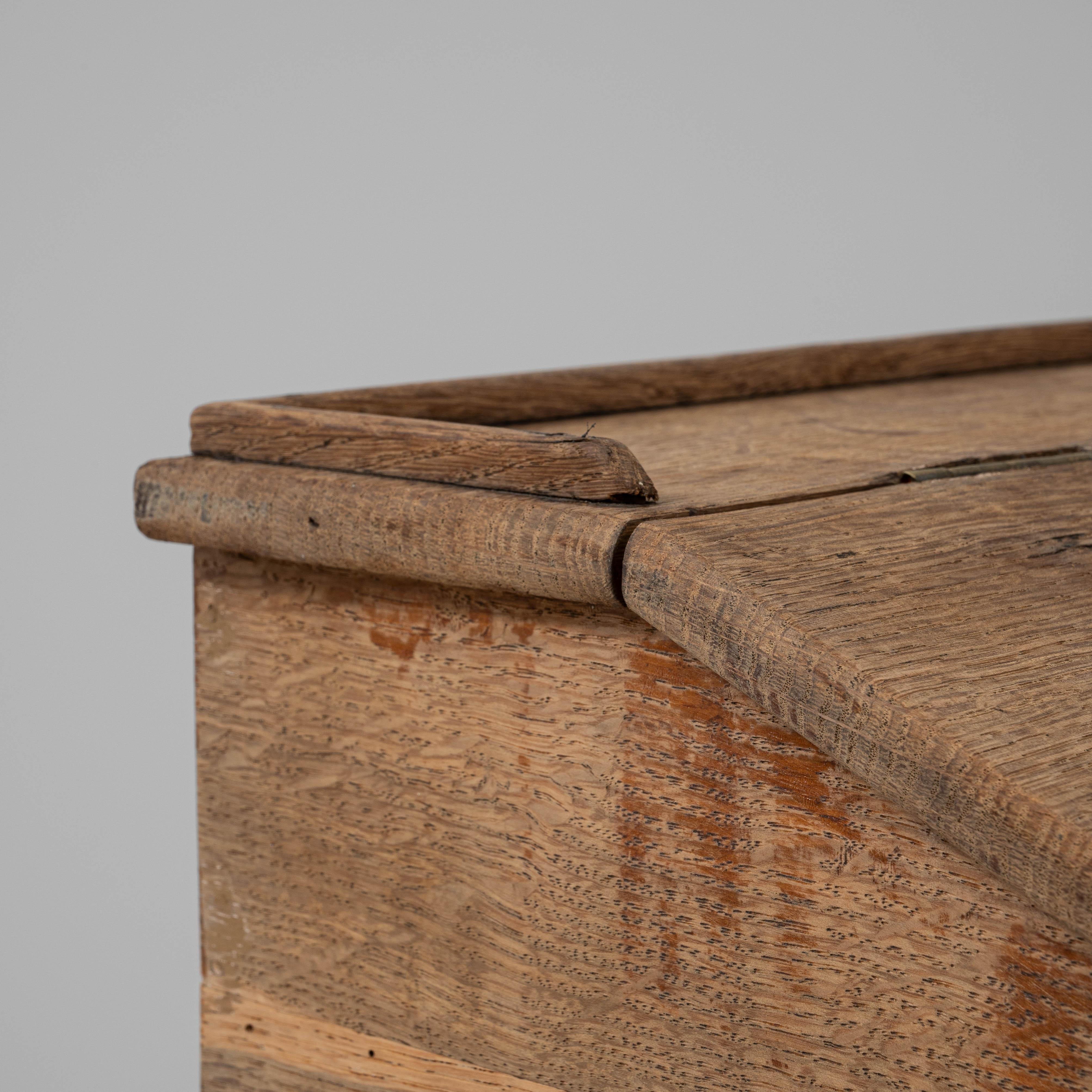 19th Century French Wooden Desk Organizer im Angebot 4