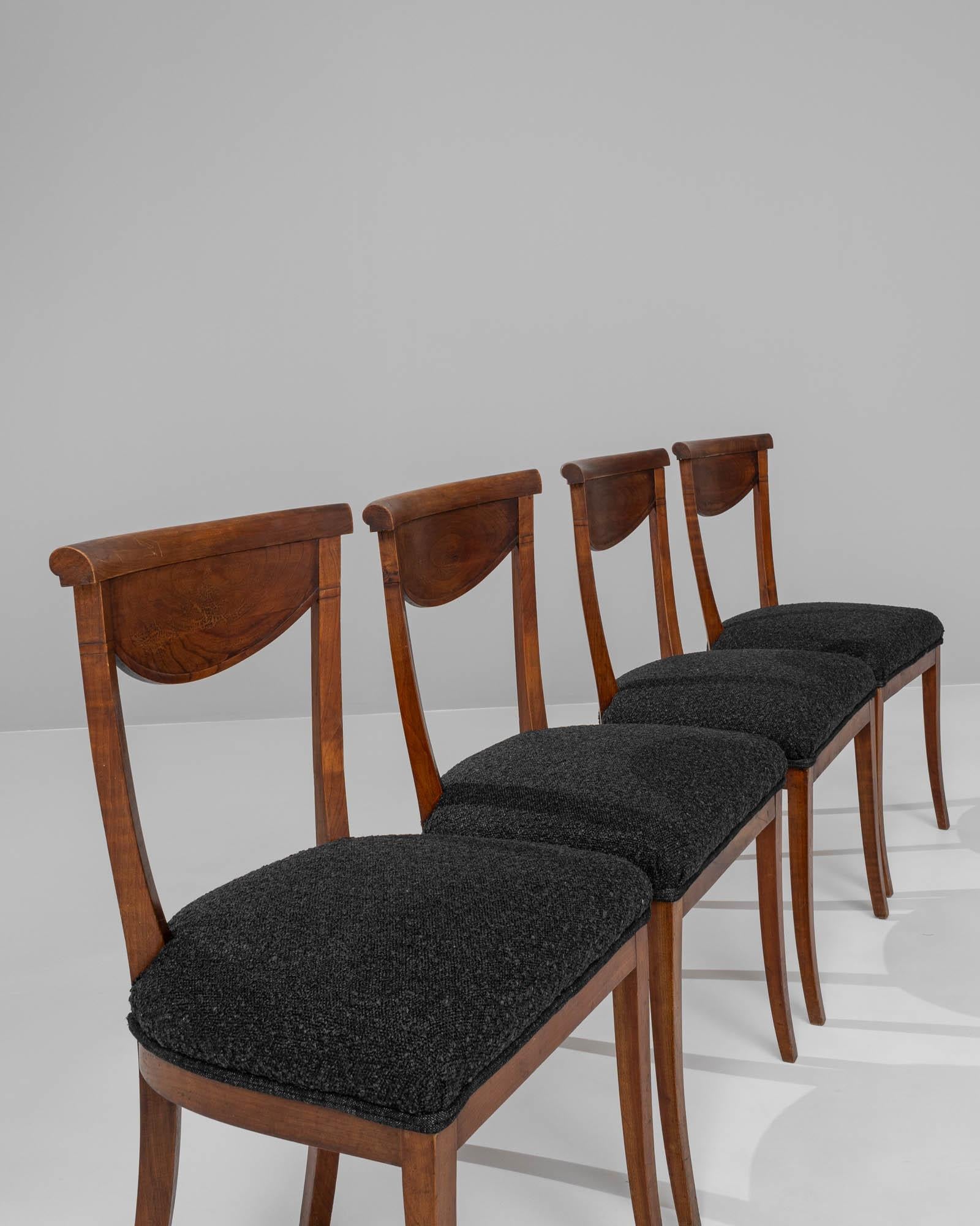 Französische Holz-Esszimmerstühle des 19. Jahrhunderts mit gepolsterten Sitzen, 6er-Set im Angebot 3