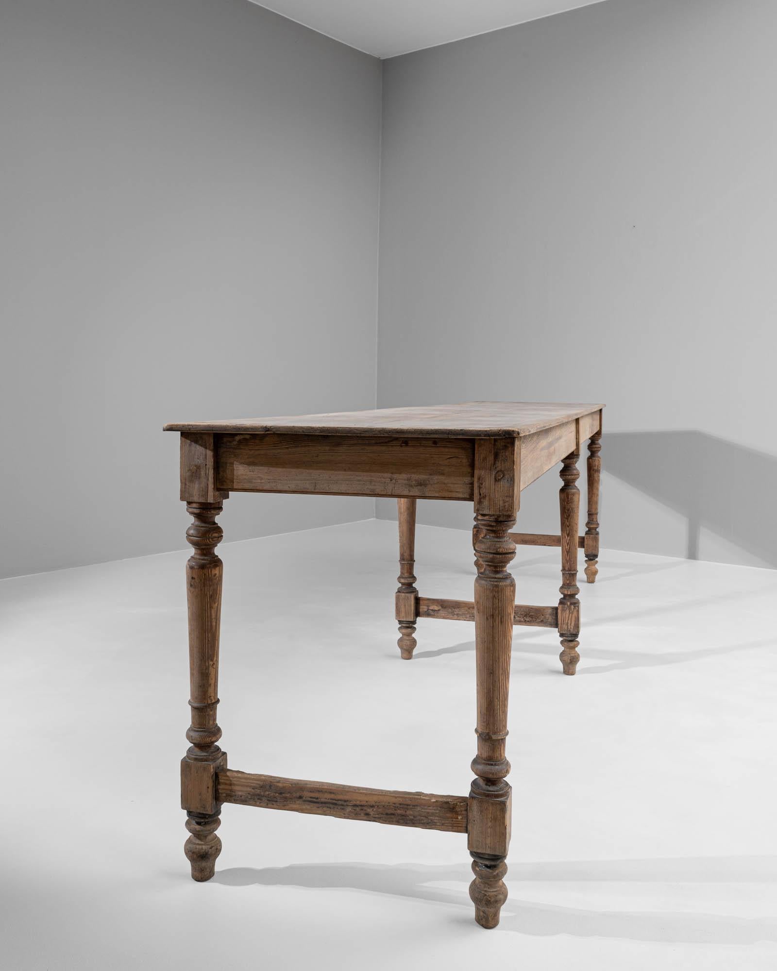 Table de salle à manger en bois du 19e siècle en vente 5