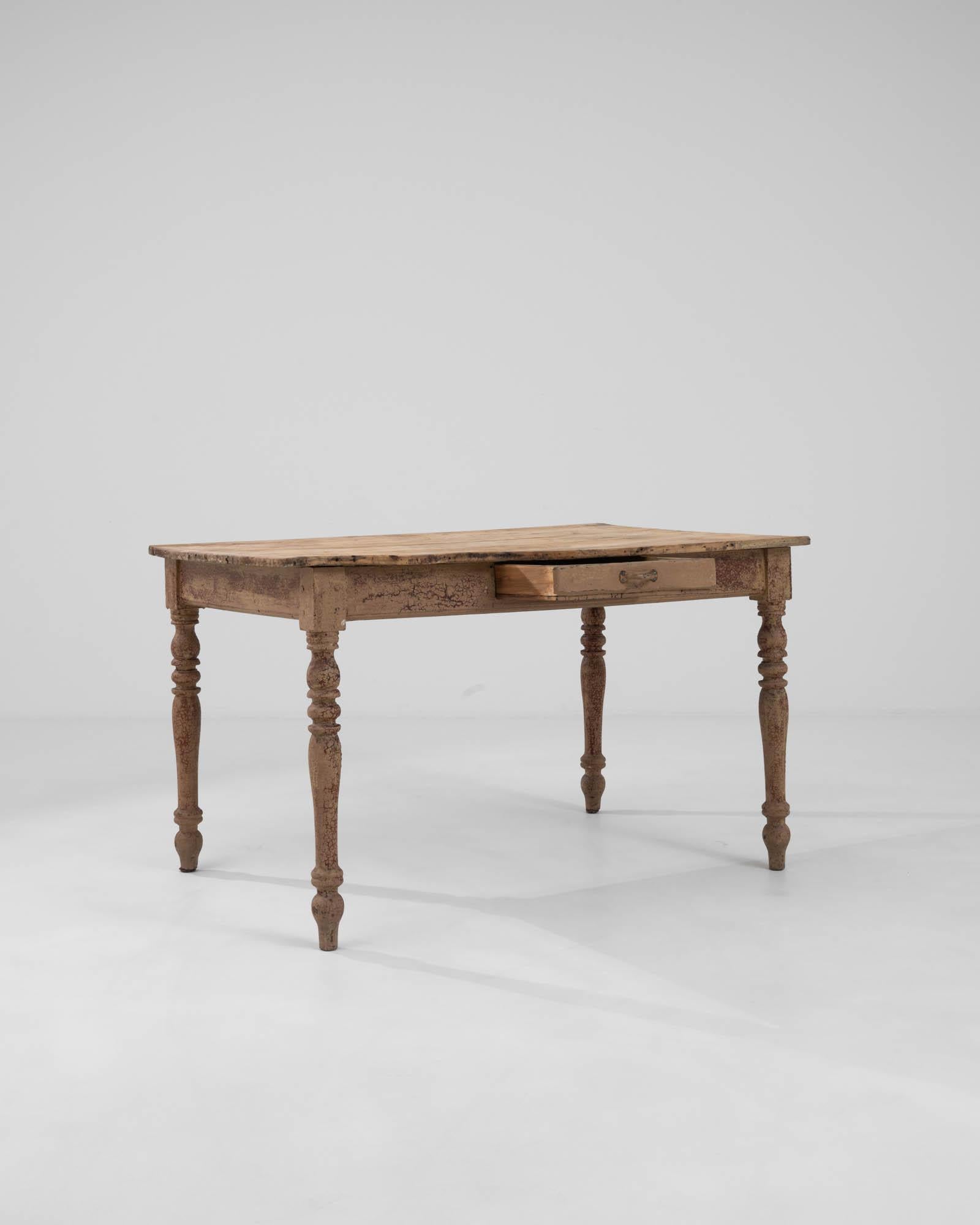 Französischer Esstisch aus Holz des 19. im Angebot 8