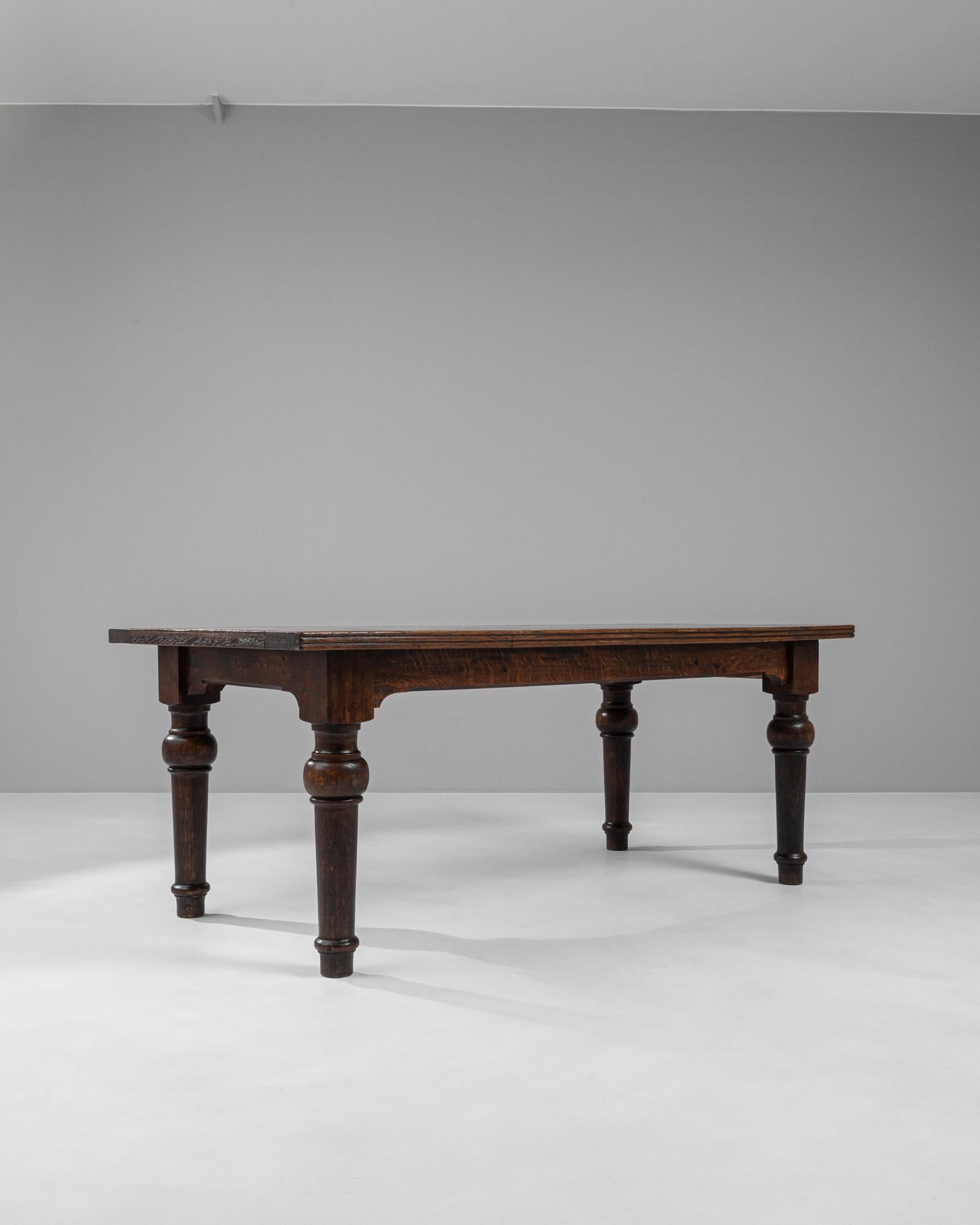 19th Century French Wooden Dining Table For Sale 1