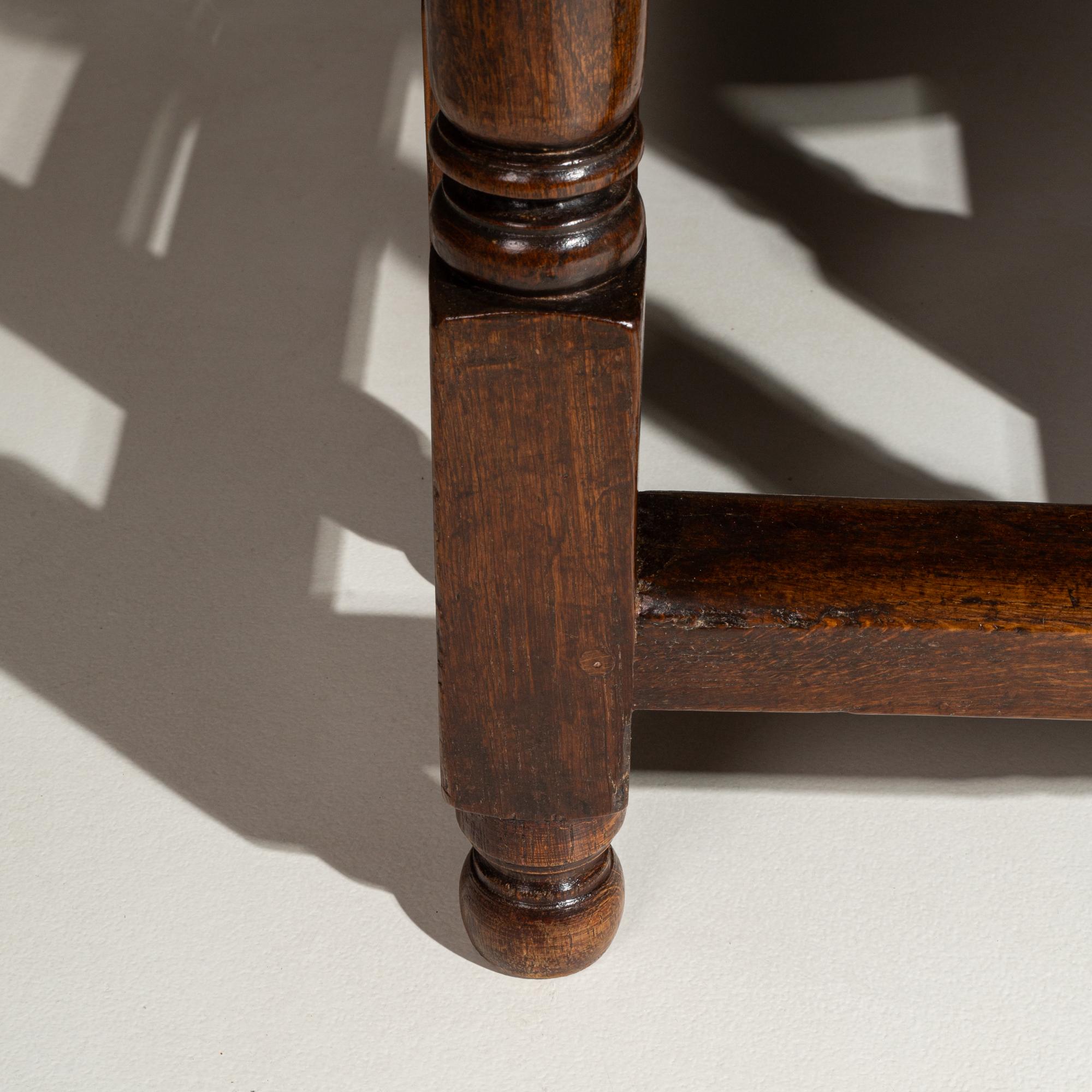 19th Century French Wooden Drop Leaf Table in Original Patina in vendita 6