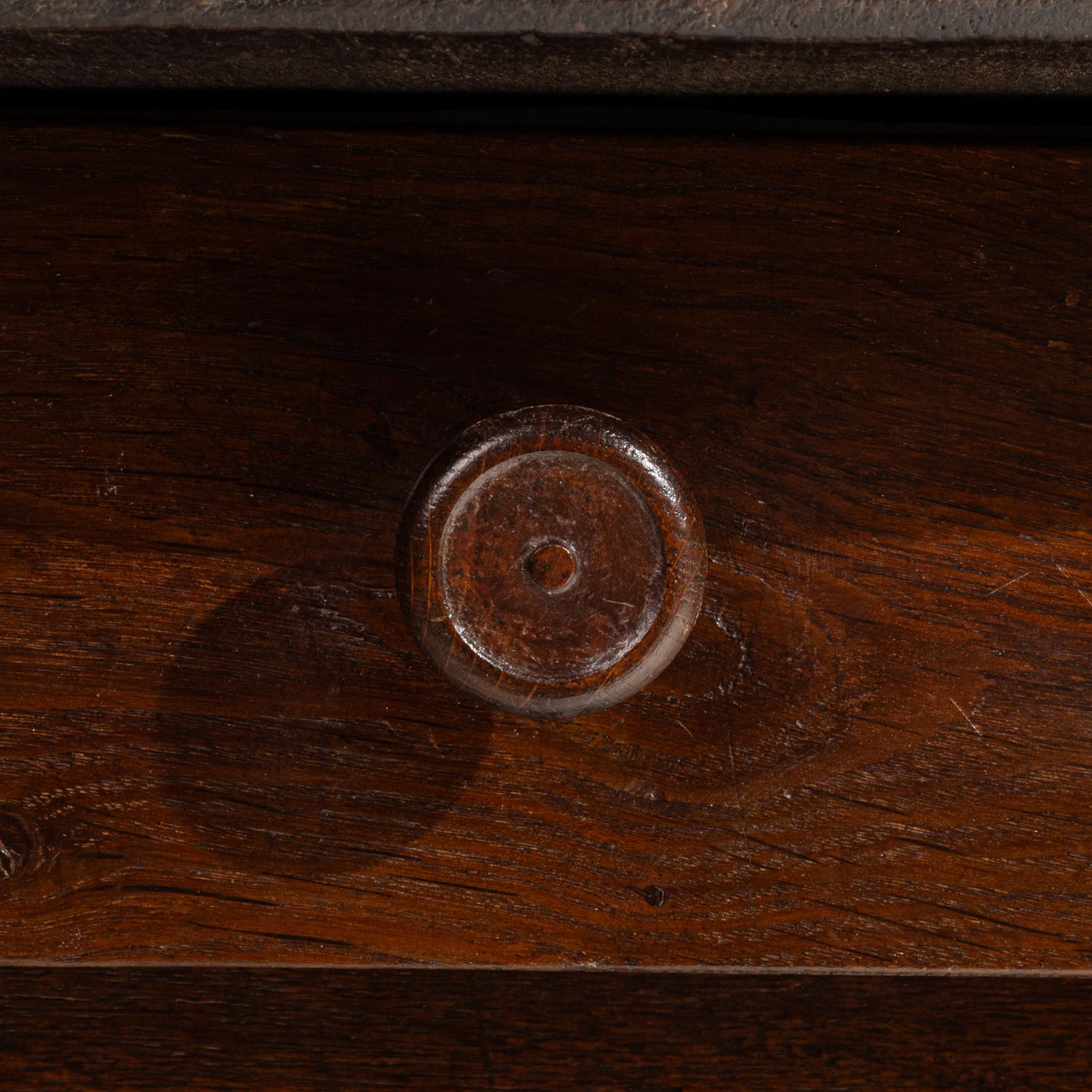 19th Century French Wooden Drop Leaf Table in Original Patina in vendita 9