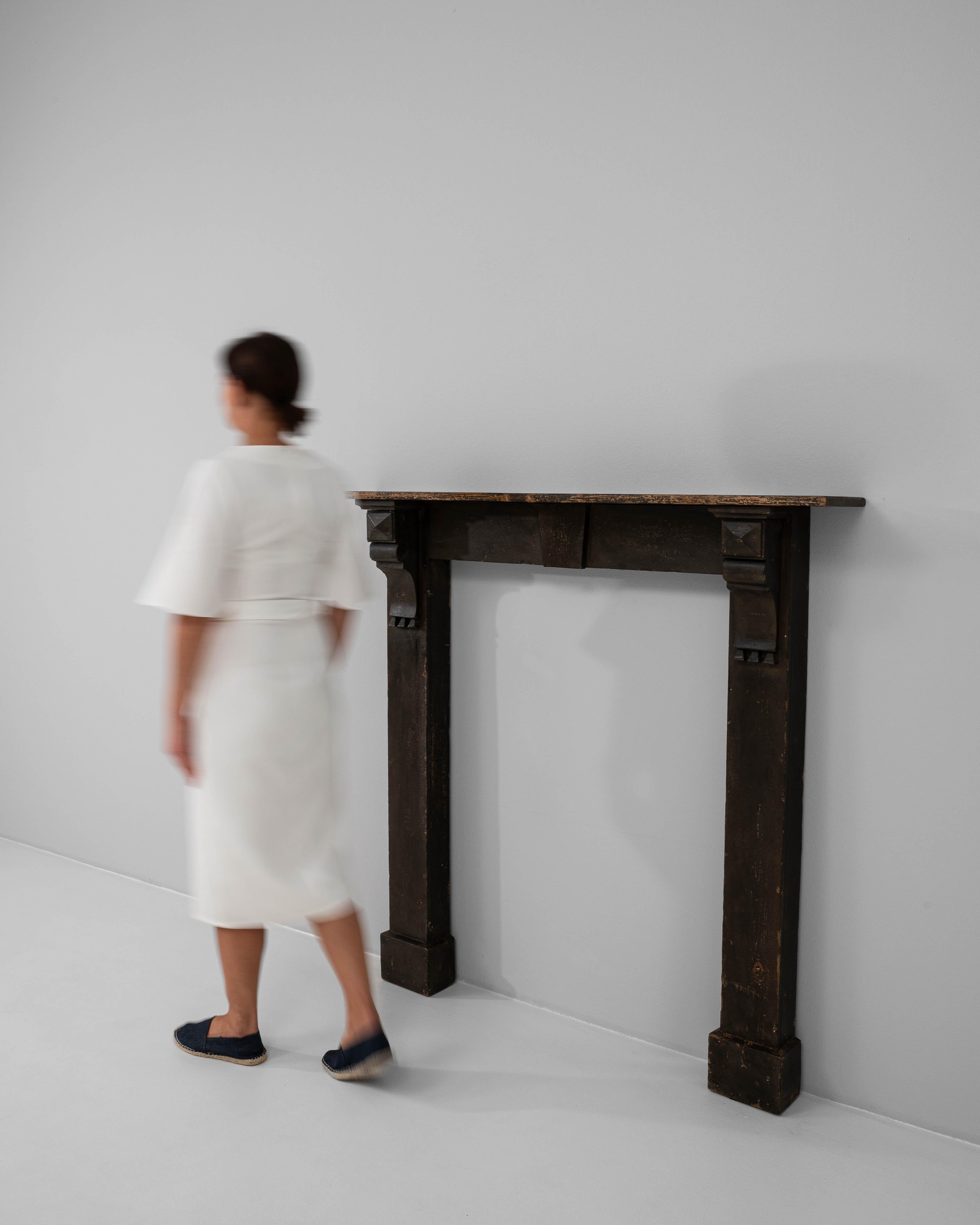 Französischer Holzkamin aus dem 19. im Angebot 6