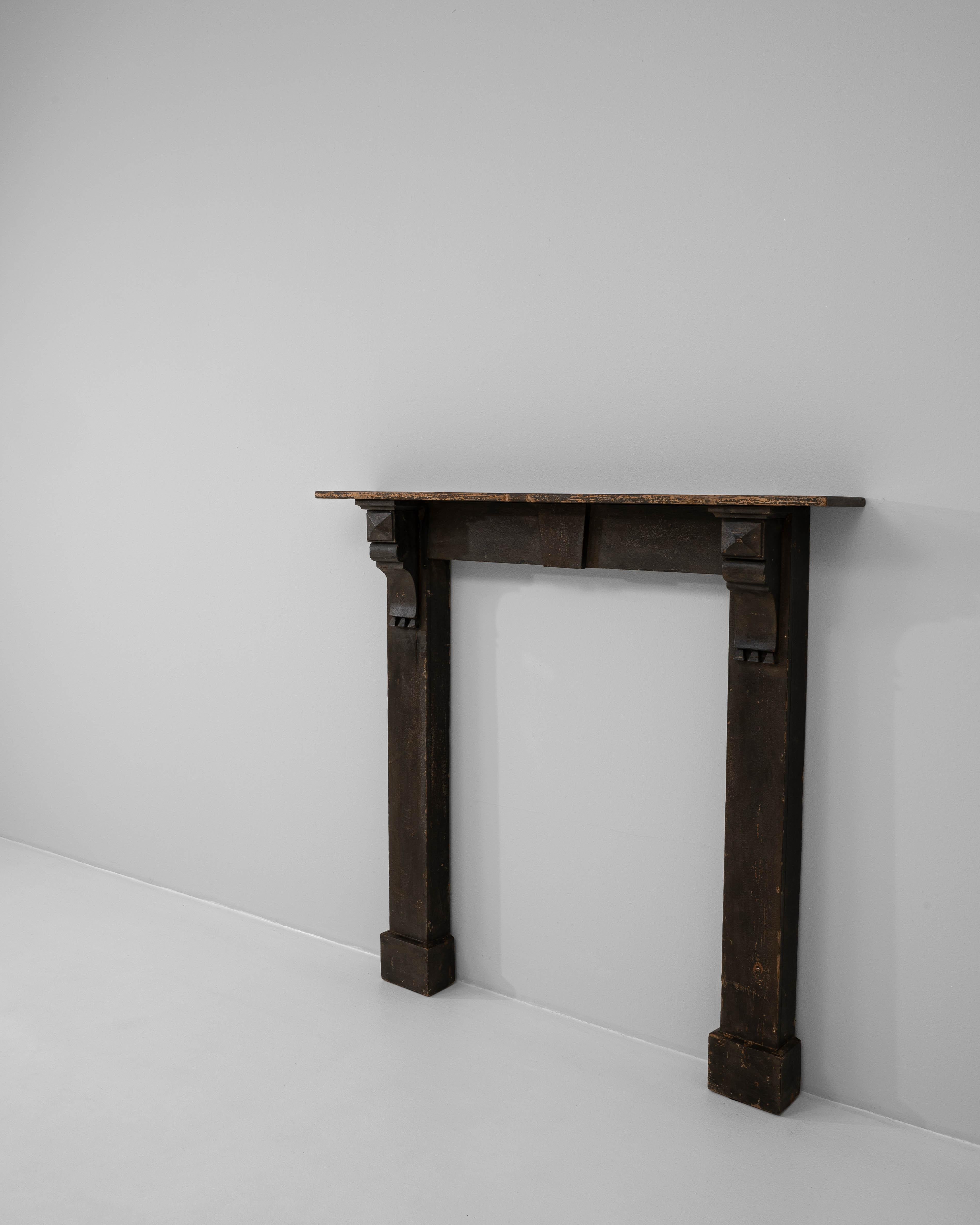 Französischer Holzkamin aus dem 19. im Angebot 7