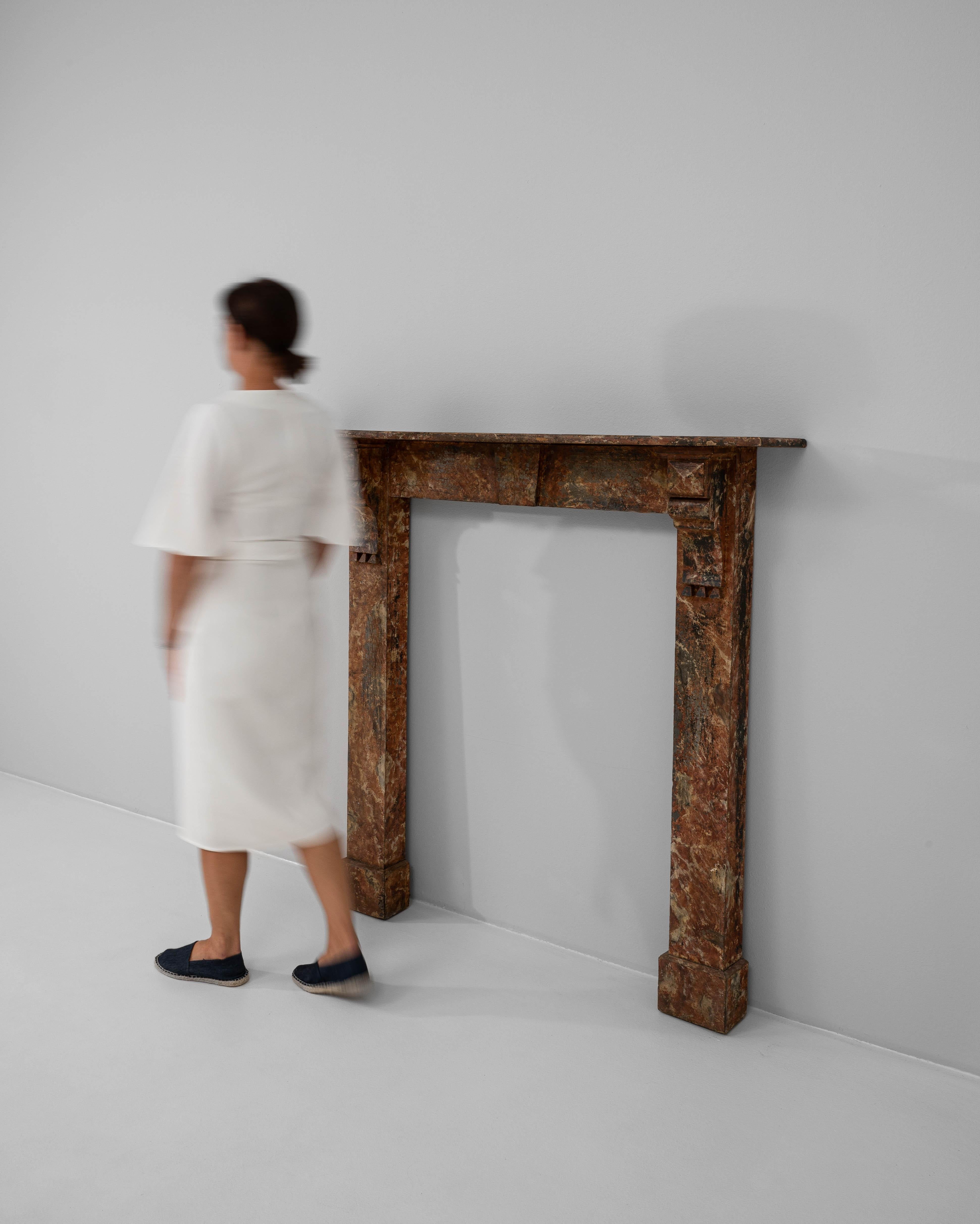 Französischer Holzkamin aus dem 19. im Angebot 4