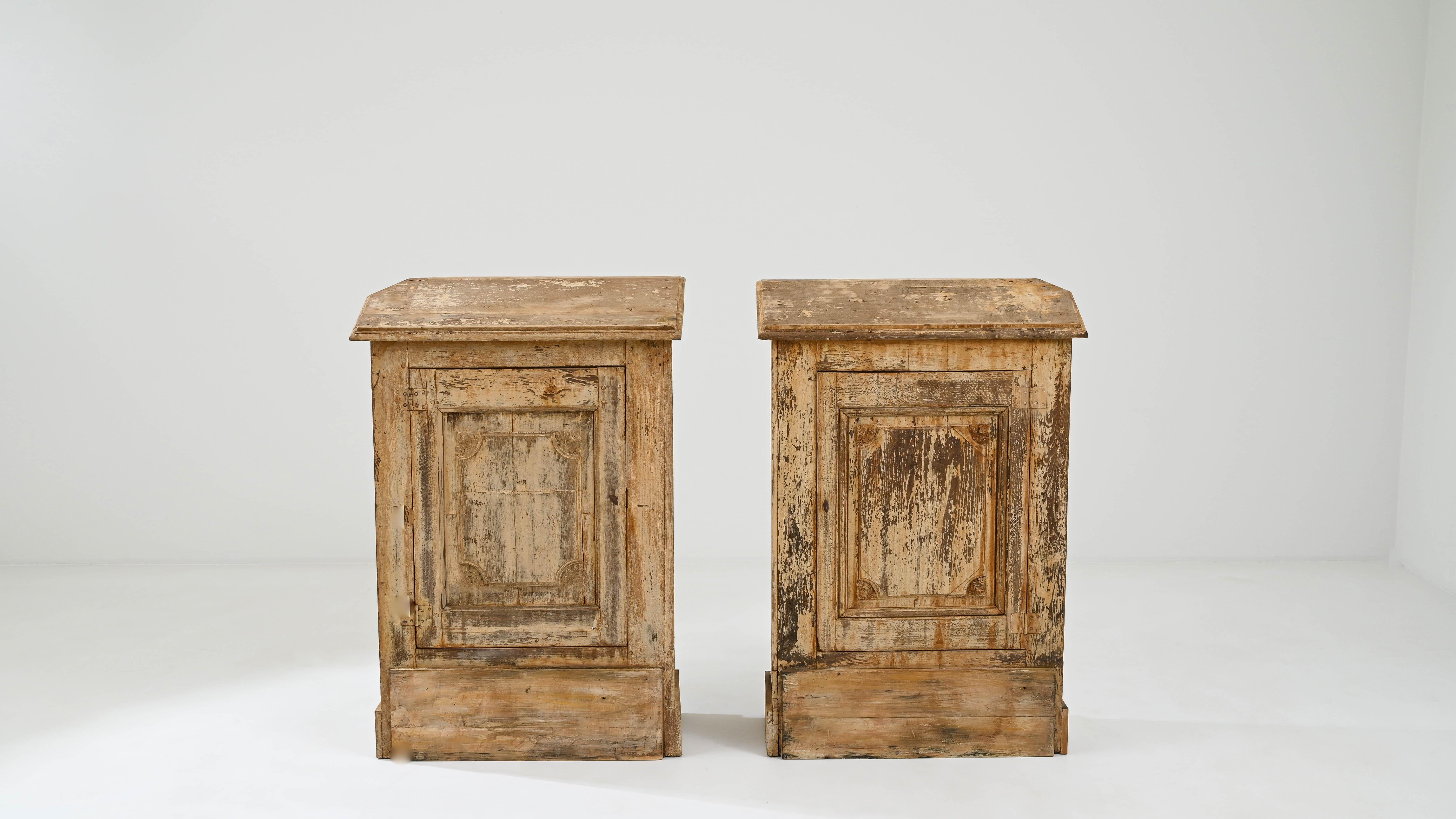 19th Century French Wooden Lecterns, a Pair  For Sale 12