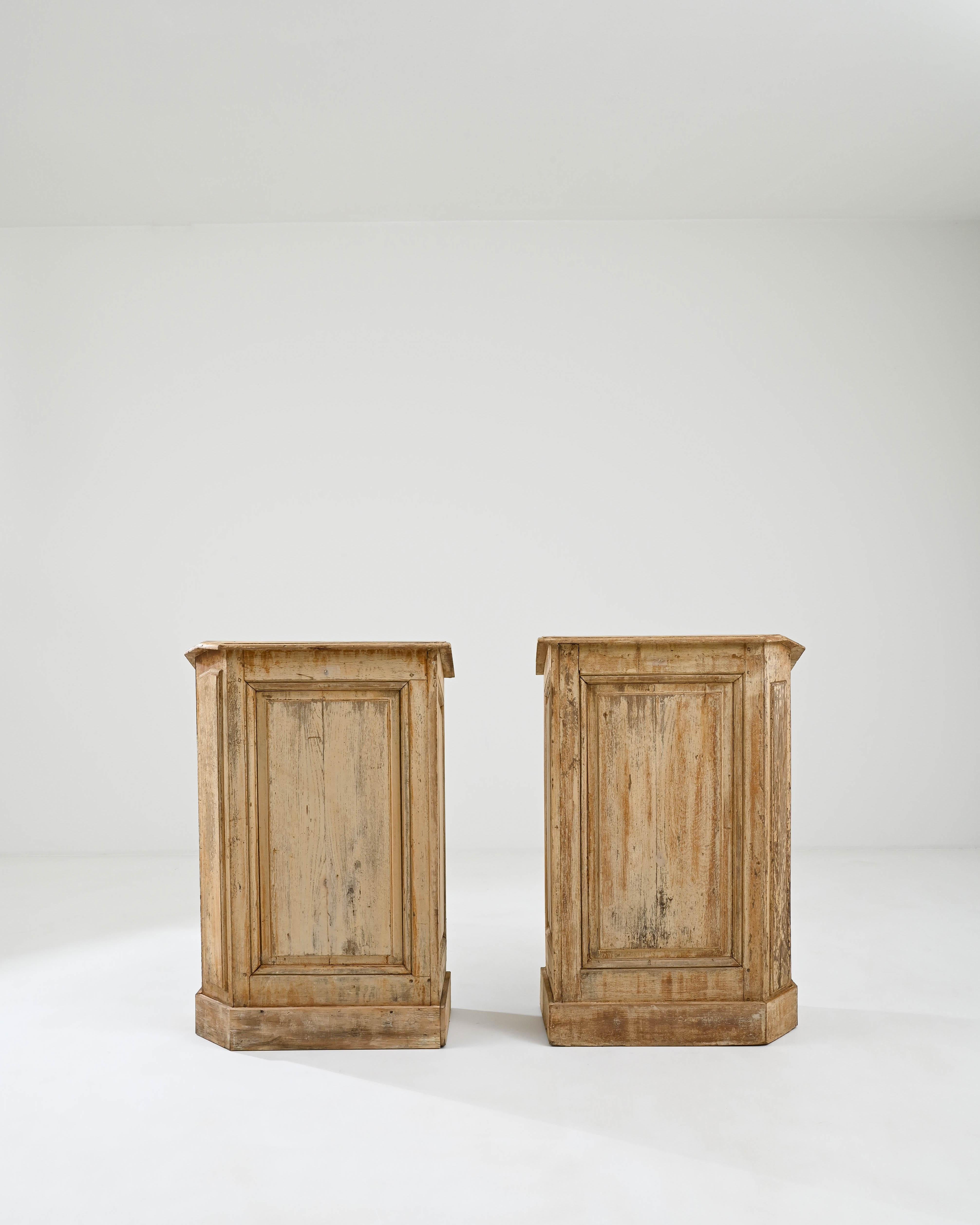 19th Century French Wooden Lecterns, a Pair  For Sale 5