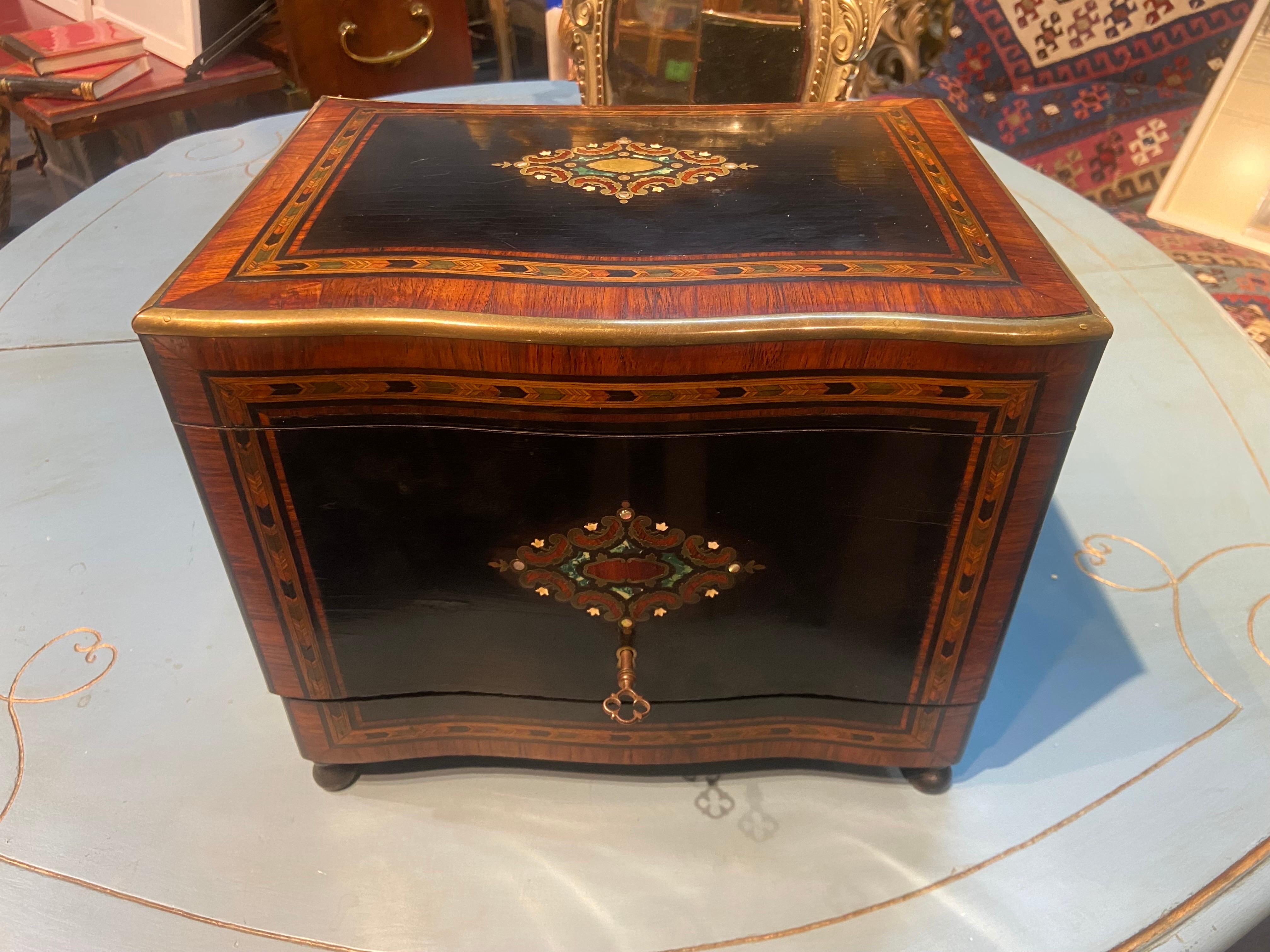 19th Century French Wooden Liquor Cabinet Napoleon III with Crystal Interior For Sale 2