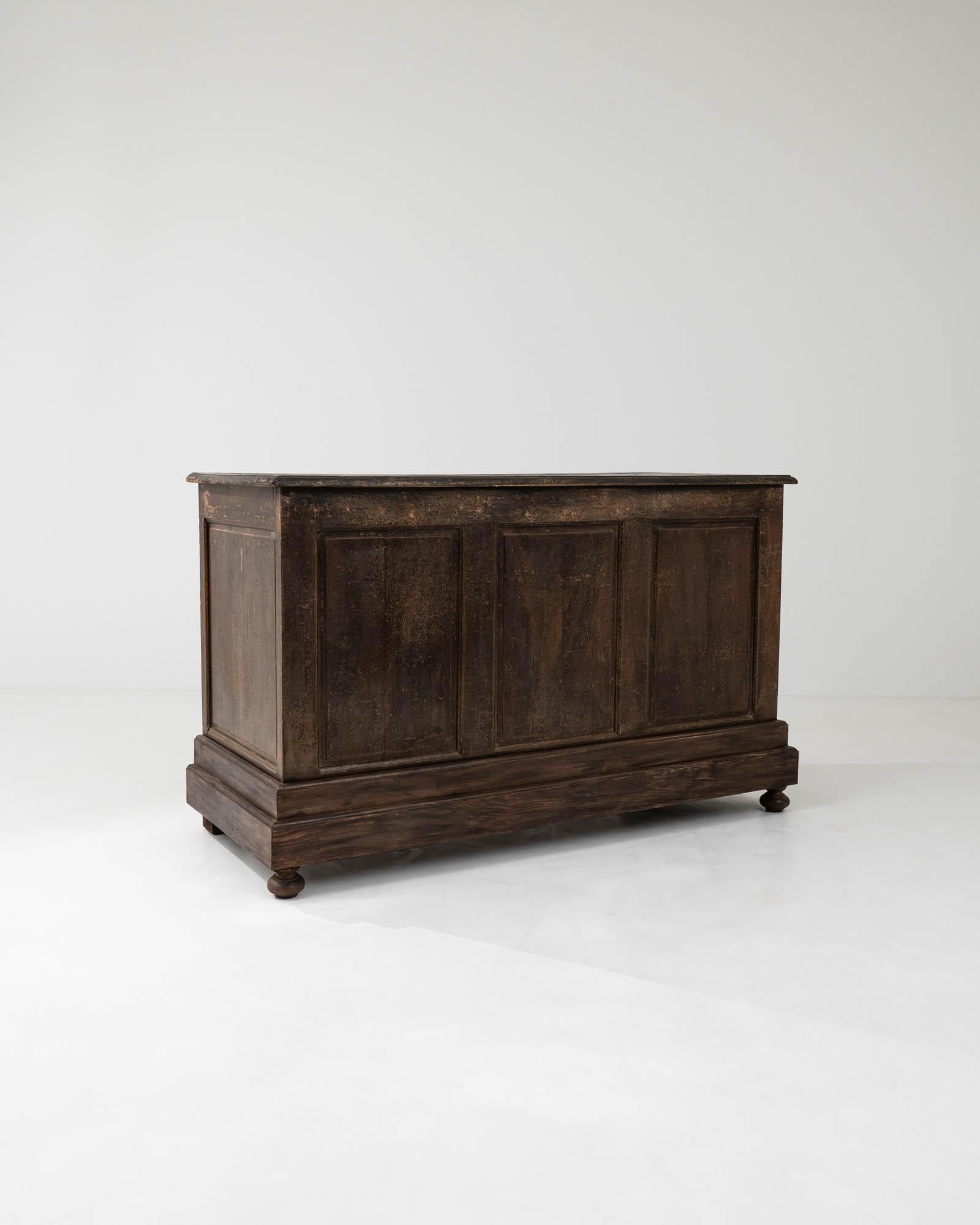 19th Century French Wooden Shop Counter For Sale 6