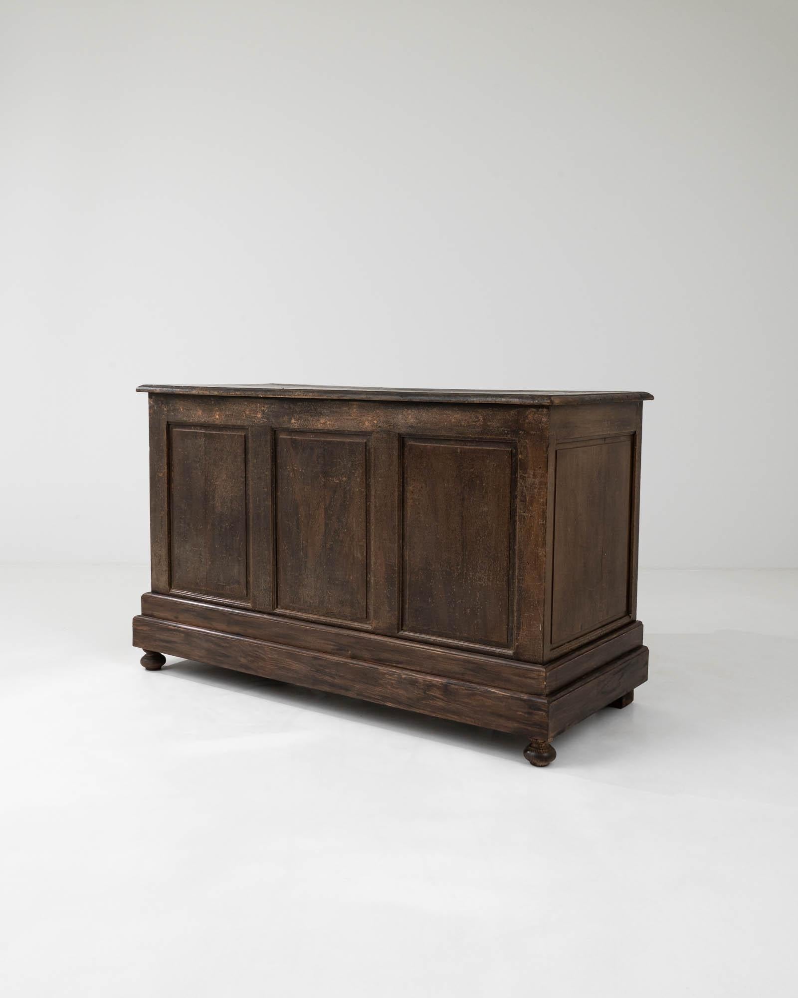 Französischer Holz-Einkaufstisch aus dem 19. Jahrhundert im Zustand „Gut“ im Angebot in High Point, NC