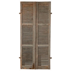 Französische Holzfensterläden des 19. Jahrhunderts, ein Paar