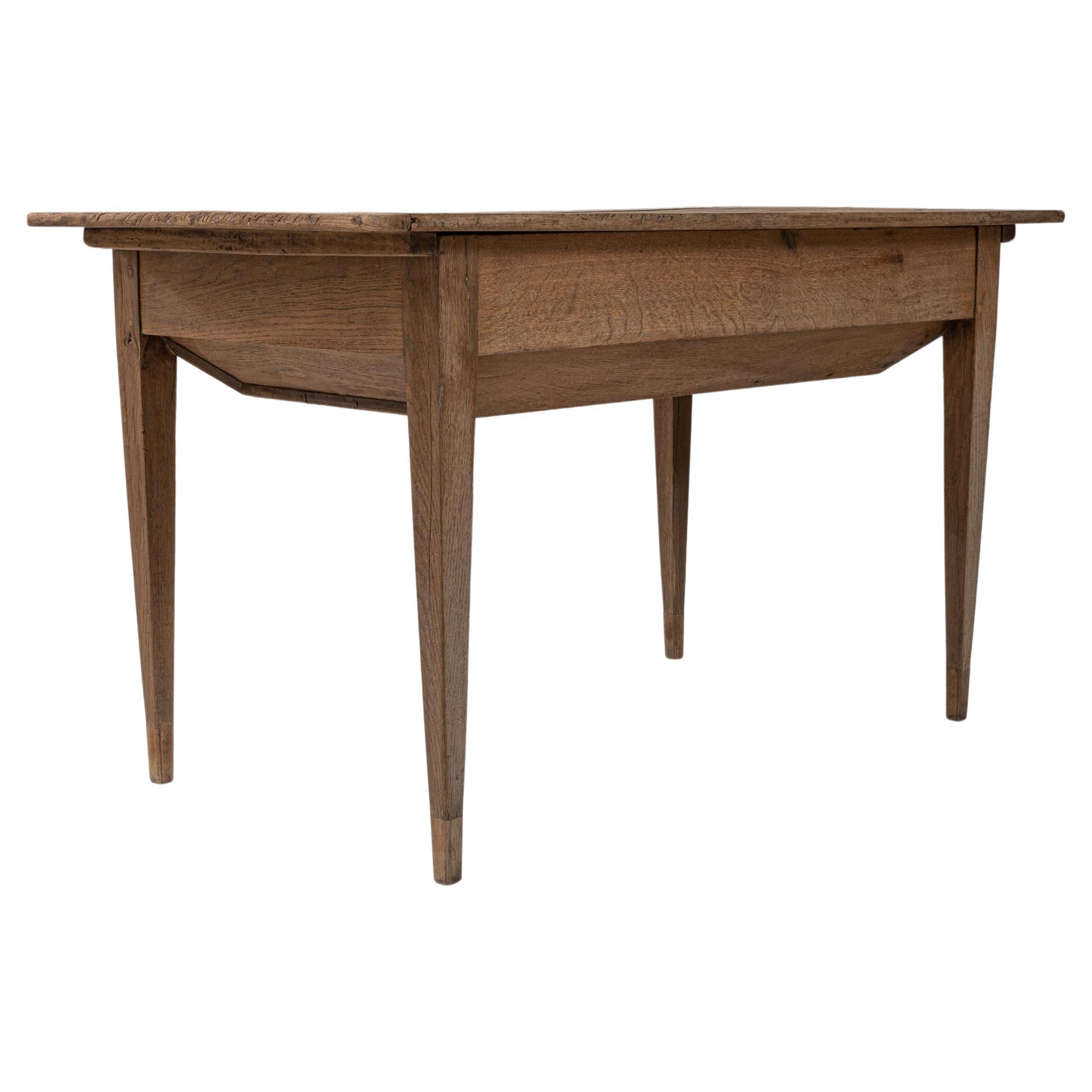Table d'appoint en bois français du 19ème siècle