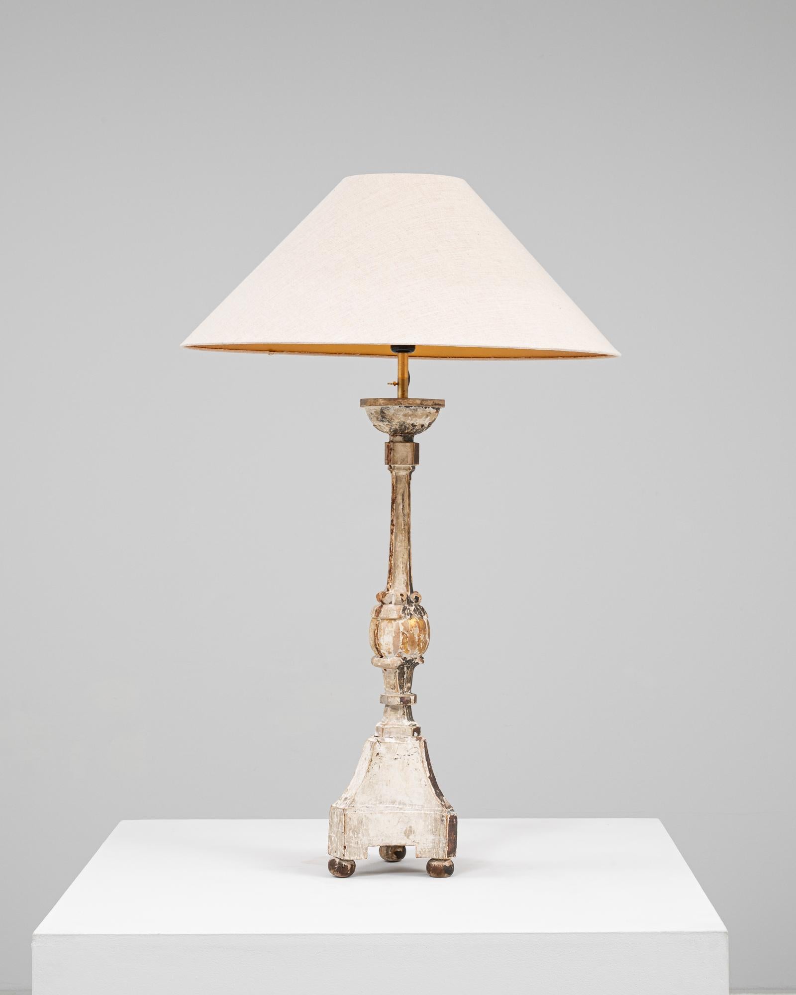 Legno Lampada da tavolo francese del XIX secolo in vendita