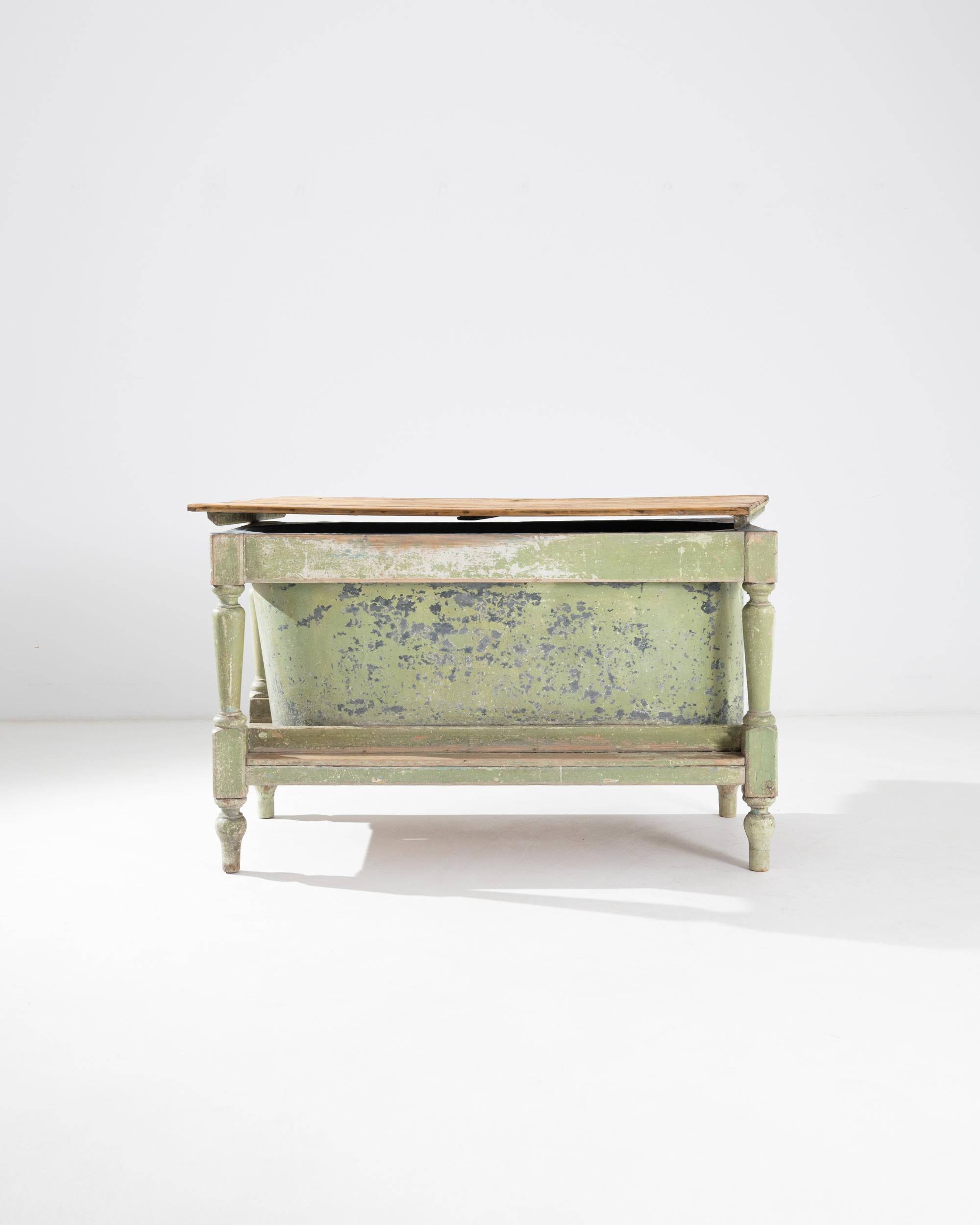 19th Century French Wooden Table with Zinc Bath 1
