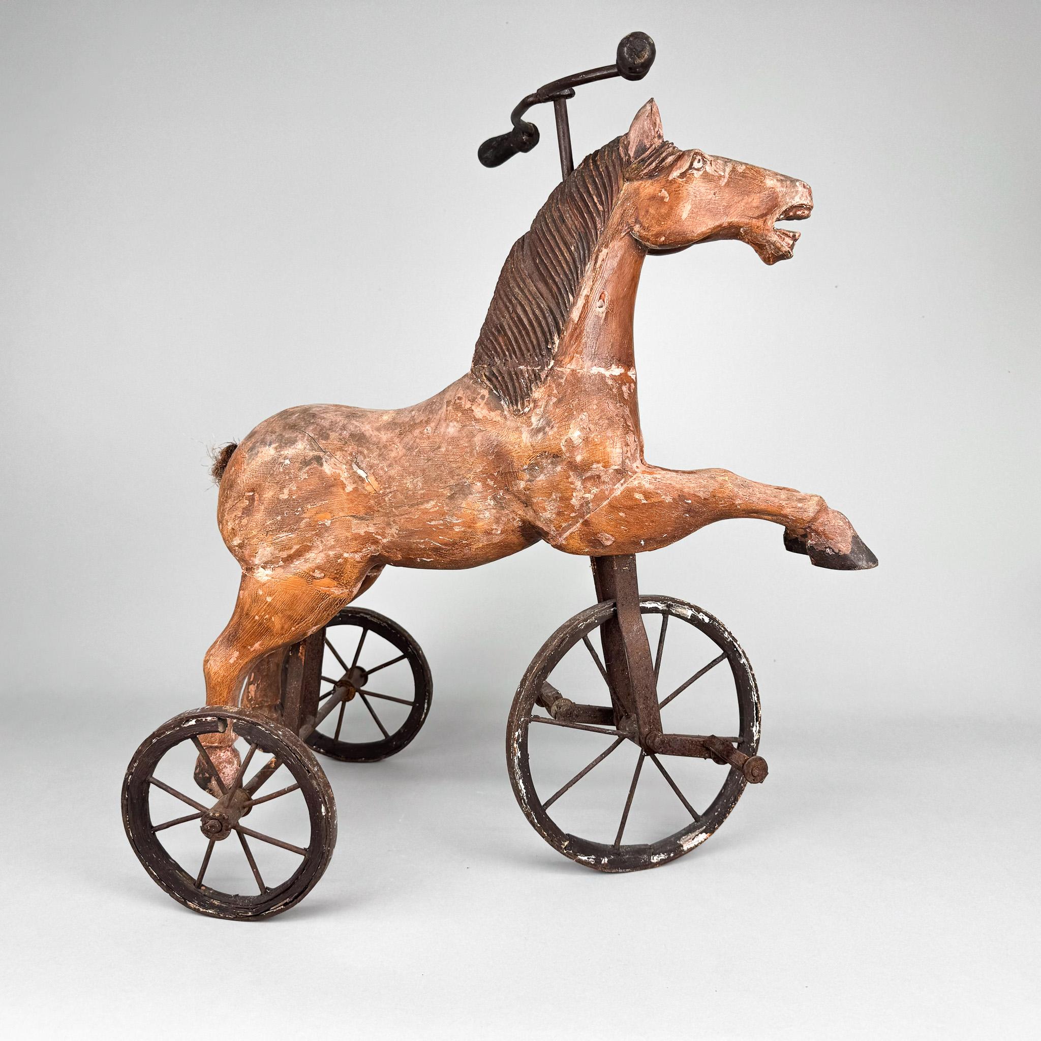 19th Century French Wooden Tricycle In Good Condition For Sale In Praha, CZ
