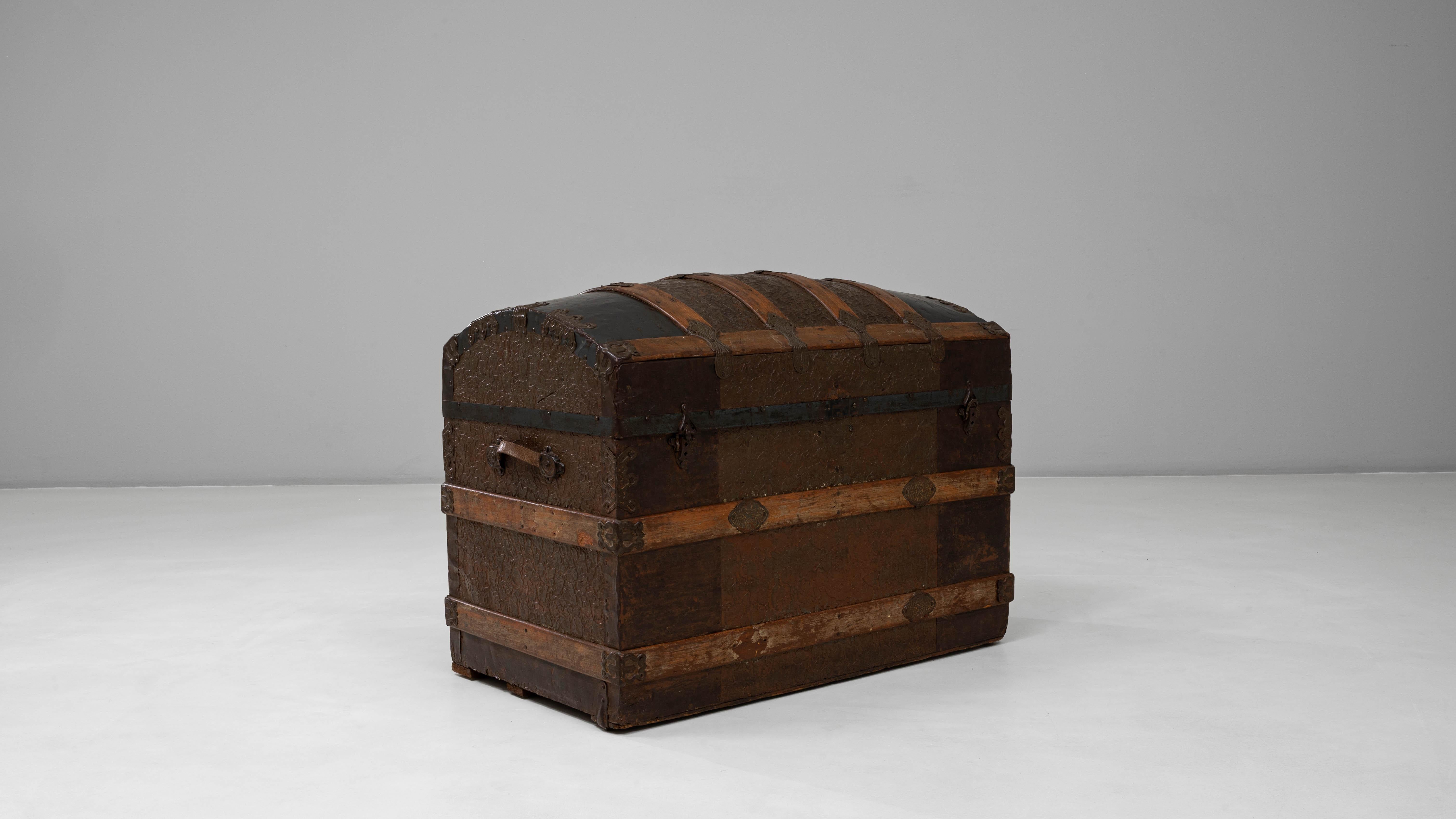 Baúl de madera francés del siglo XIX en venta 6