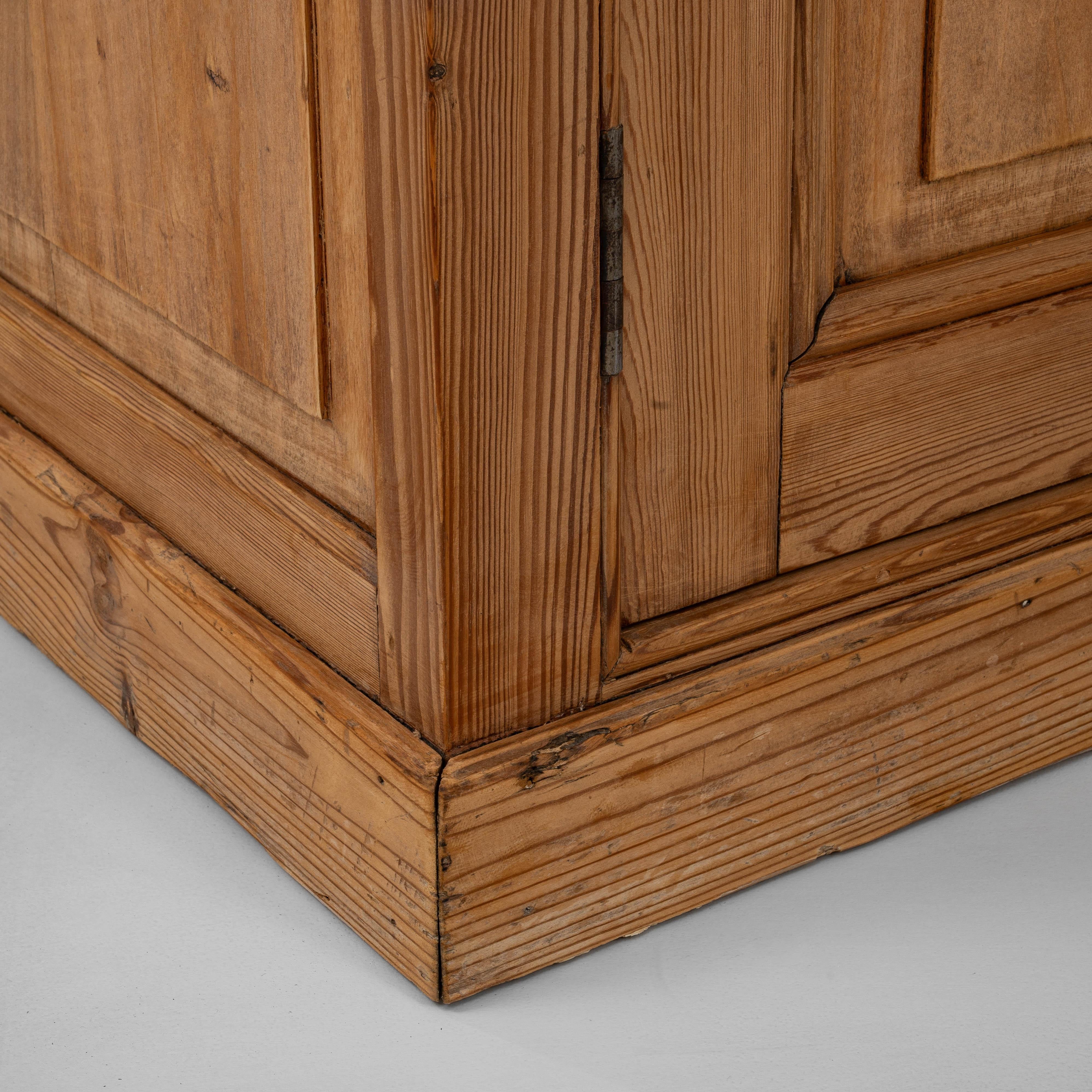 Vetrina in legno francese del XIX secolo in vendita 7