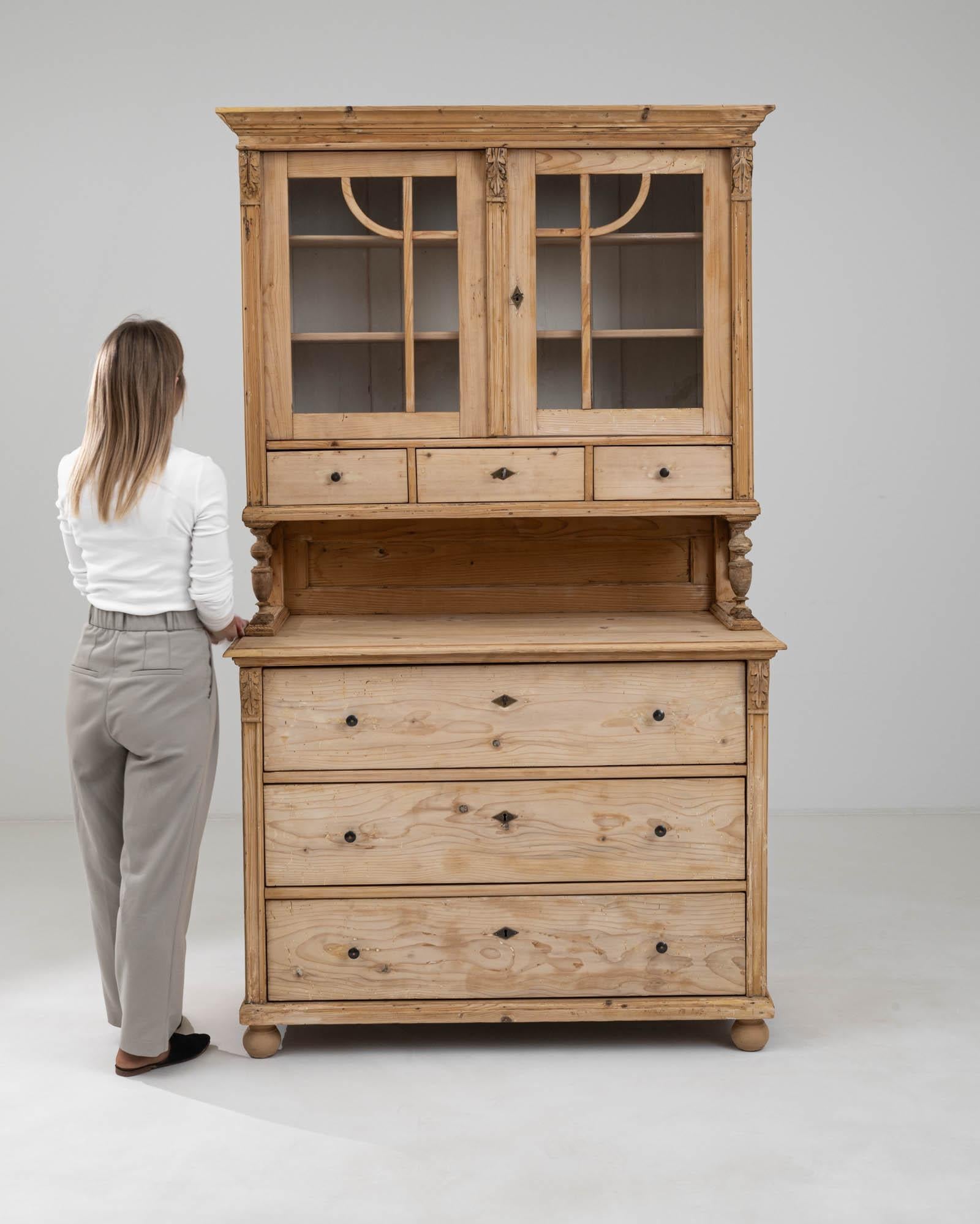 19th Century French Wooden Vitrine In Good Condition For Sale In High Point, NC