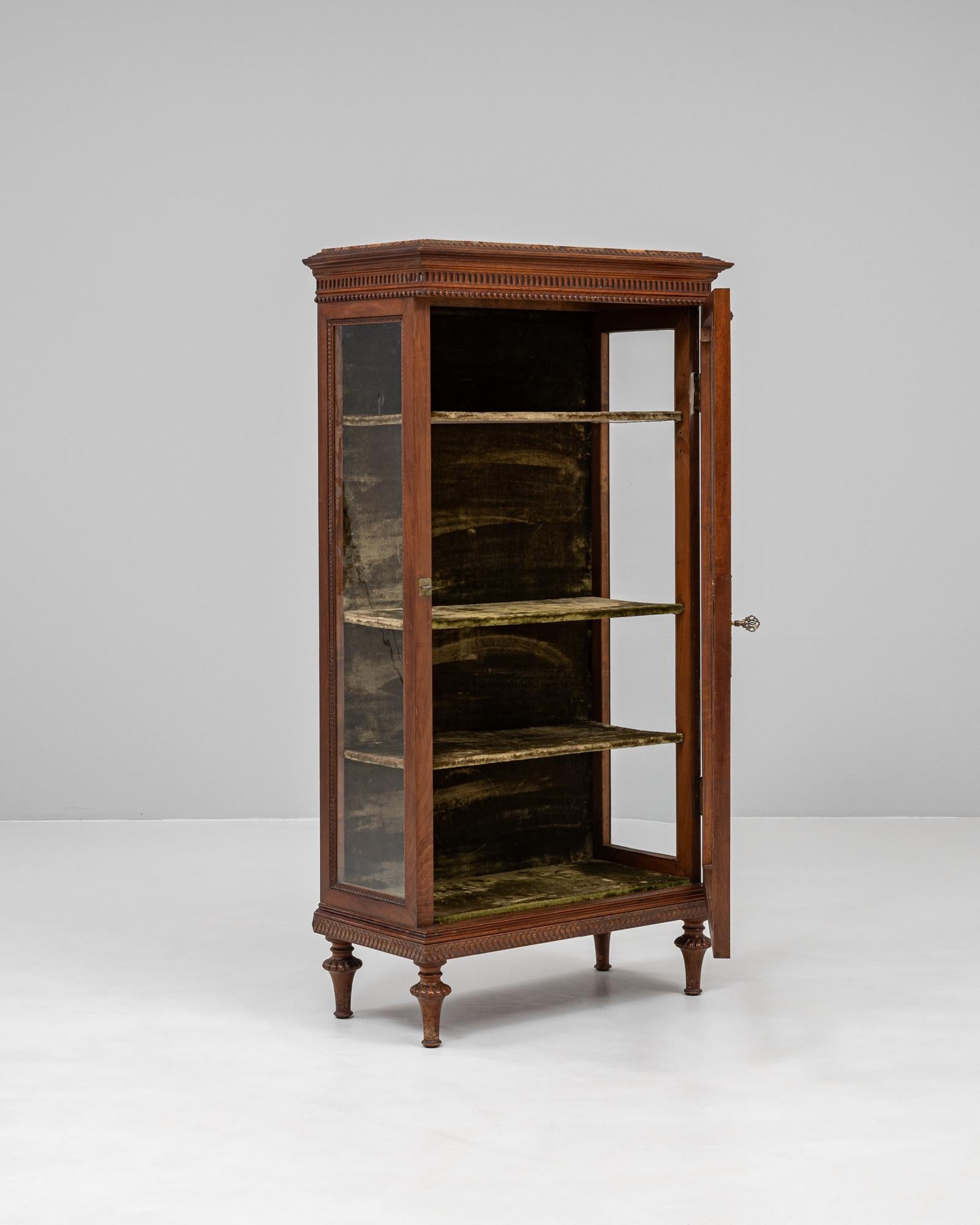 Französische Holzvitrine aus dem 19. Jahrhundert im Angebot 1