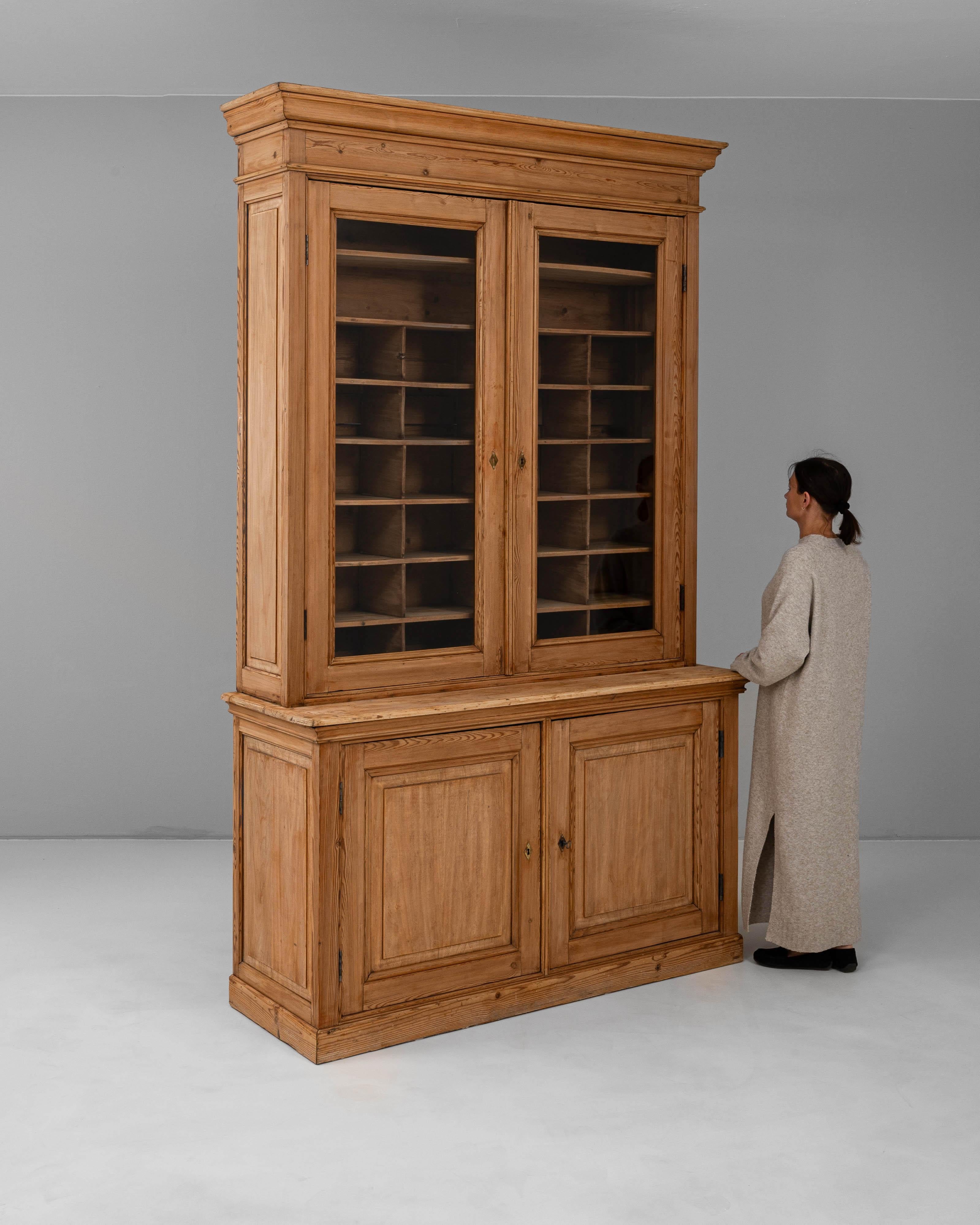 Vetrina in legno francese del XIX secolo in vendita 3